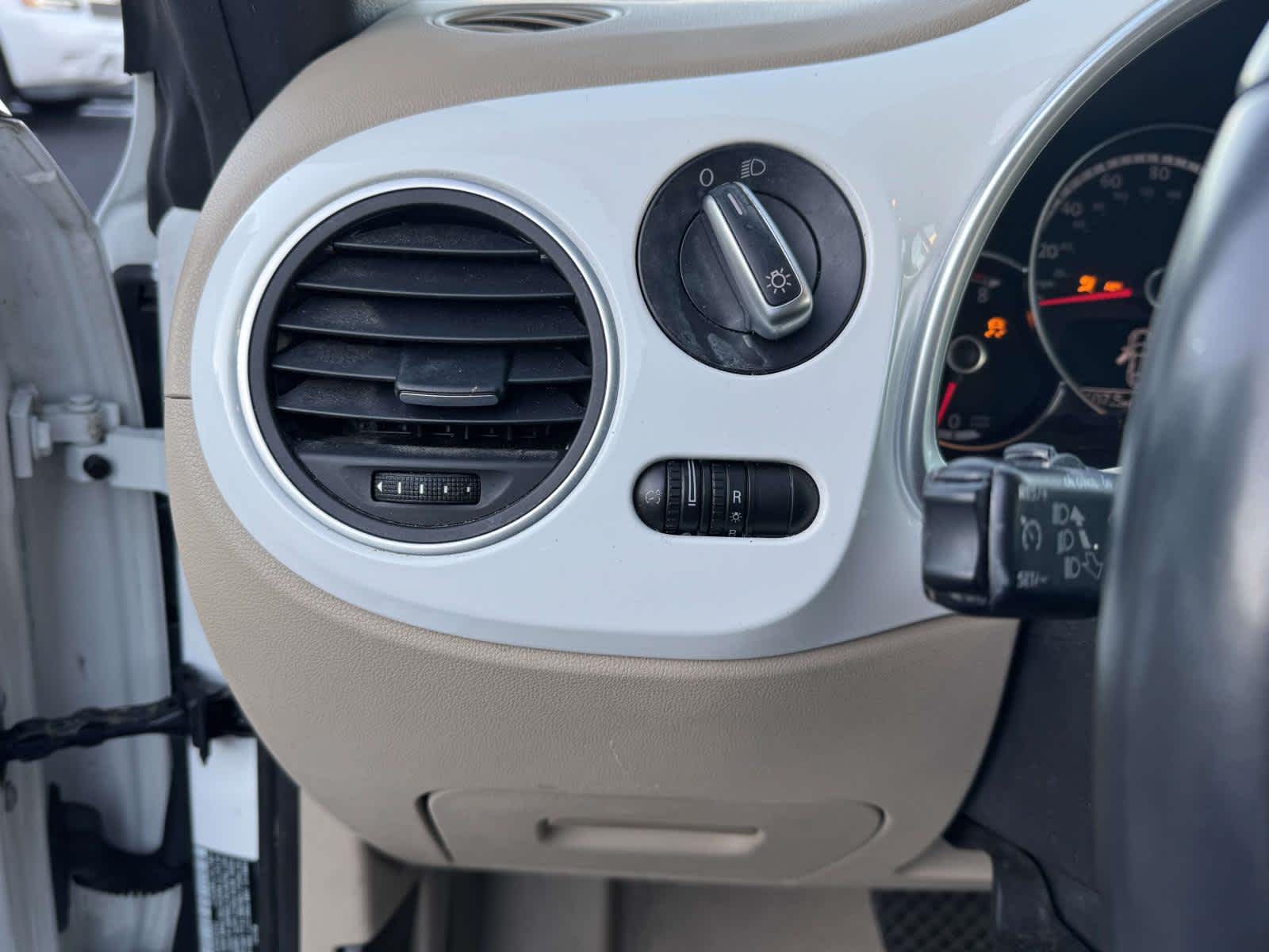 2015 Volkswagen Beetle Convertible 1.8T