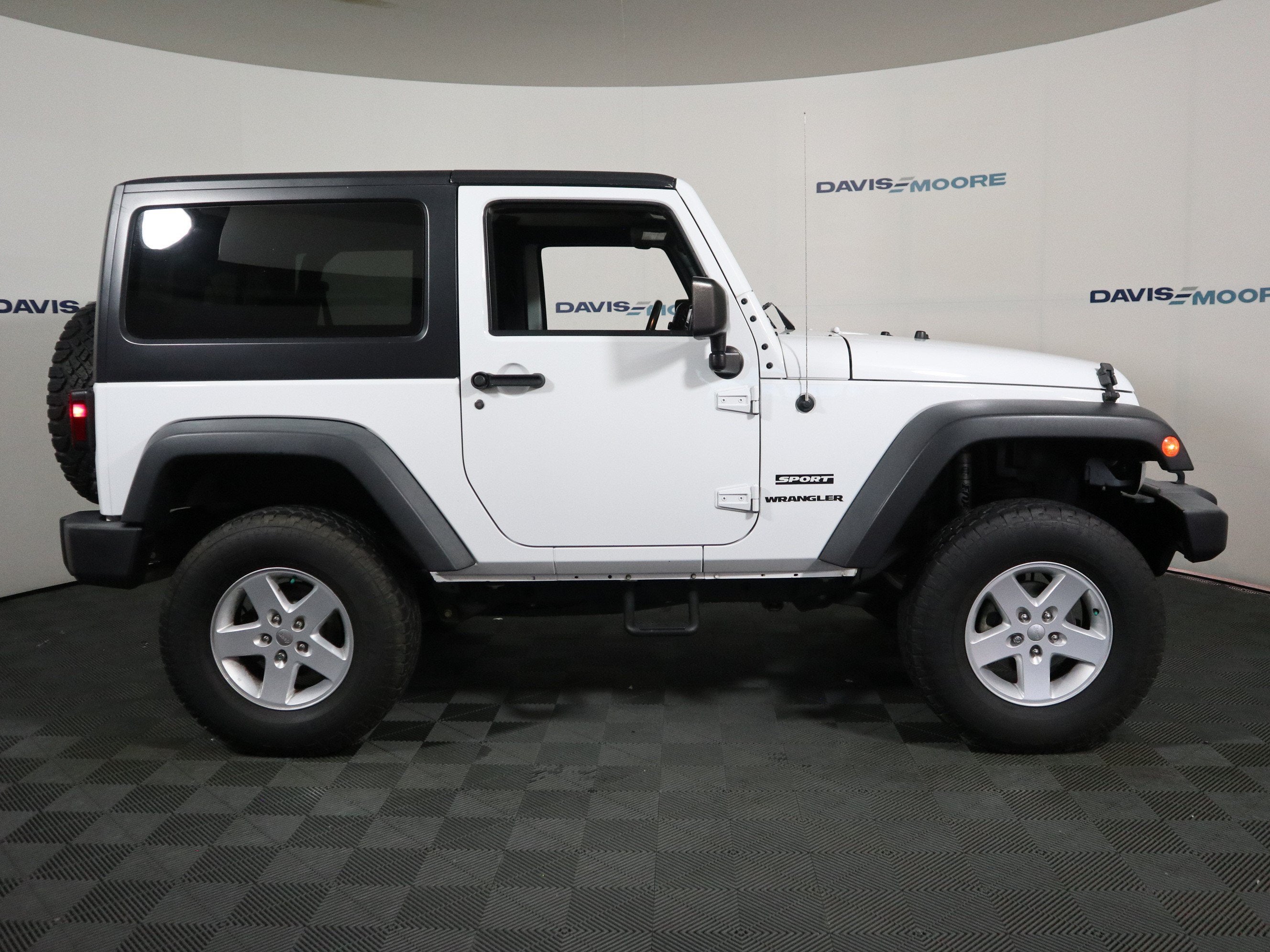 2017 Jeep Wrangler Sport 4x4