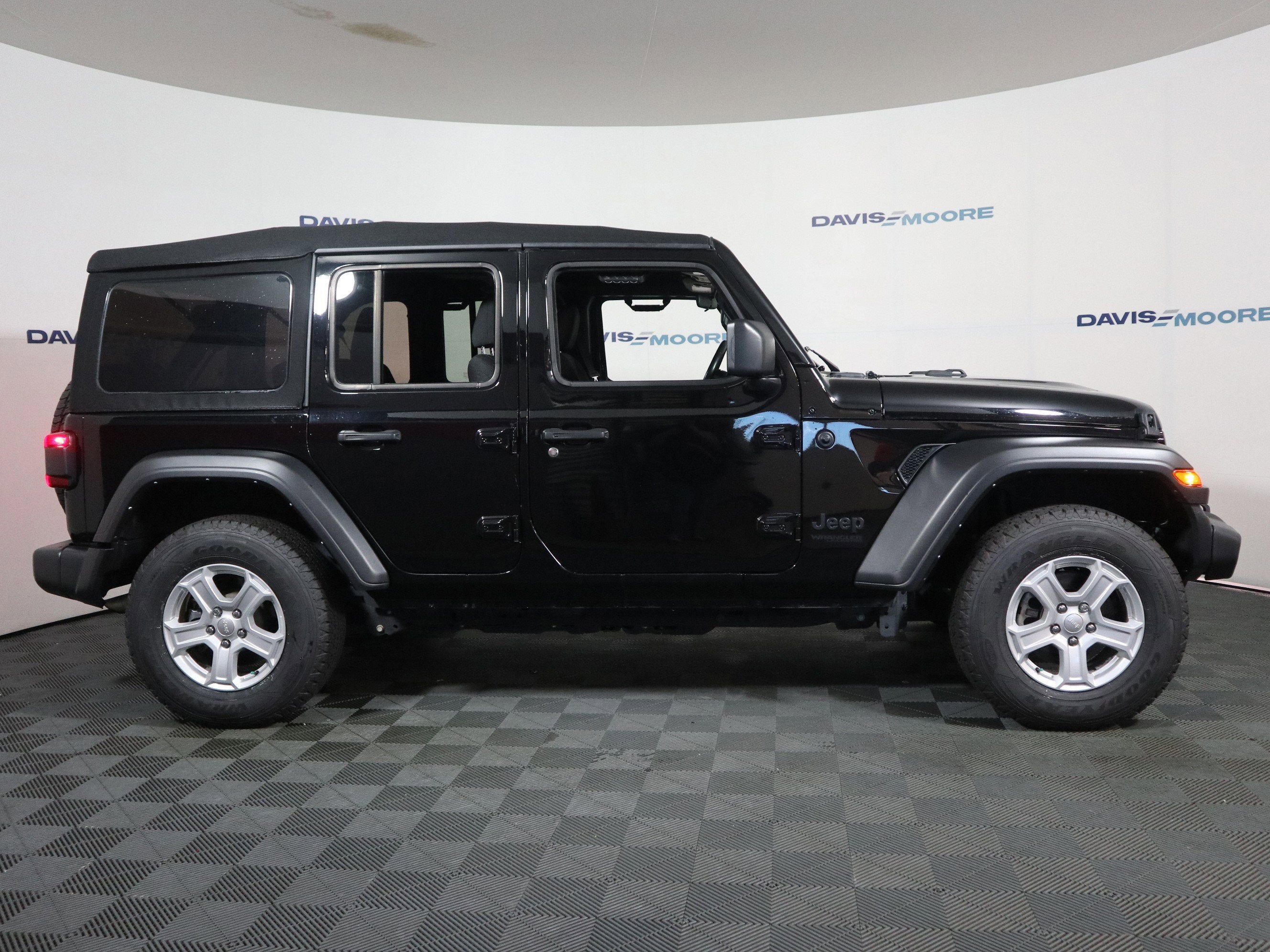 2022 Jeep Wrangler Unlimited Sport S 4x4