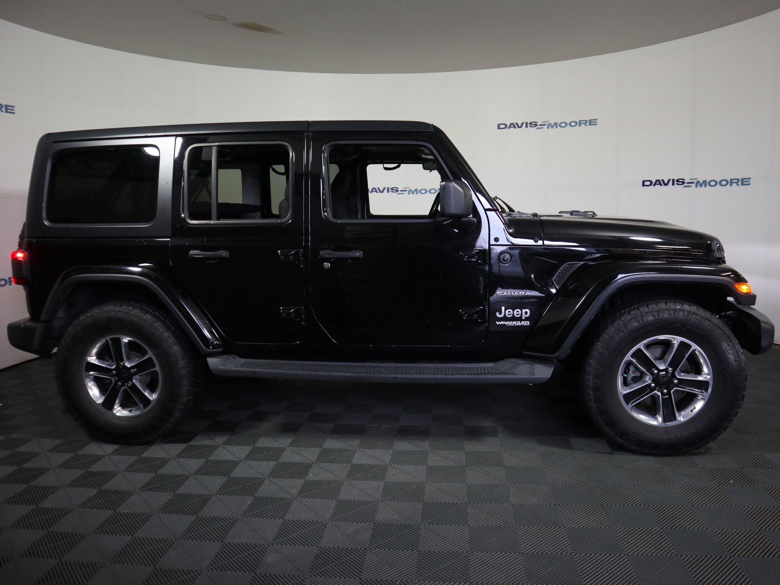 2019 Jeep Wrangler Unlimited Sahara 4x4