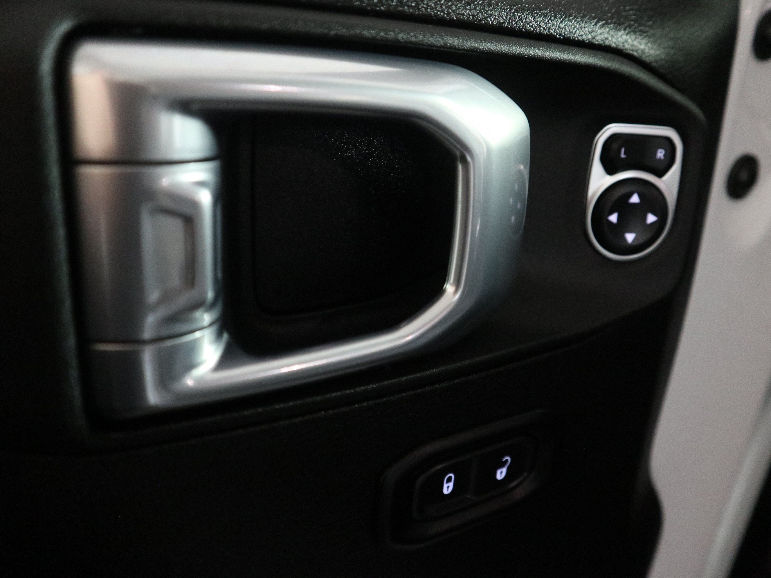 2025 Jeep Wrangler Sport S 4x4