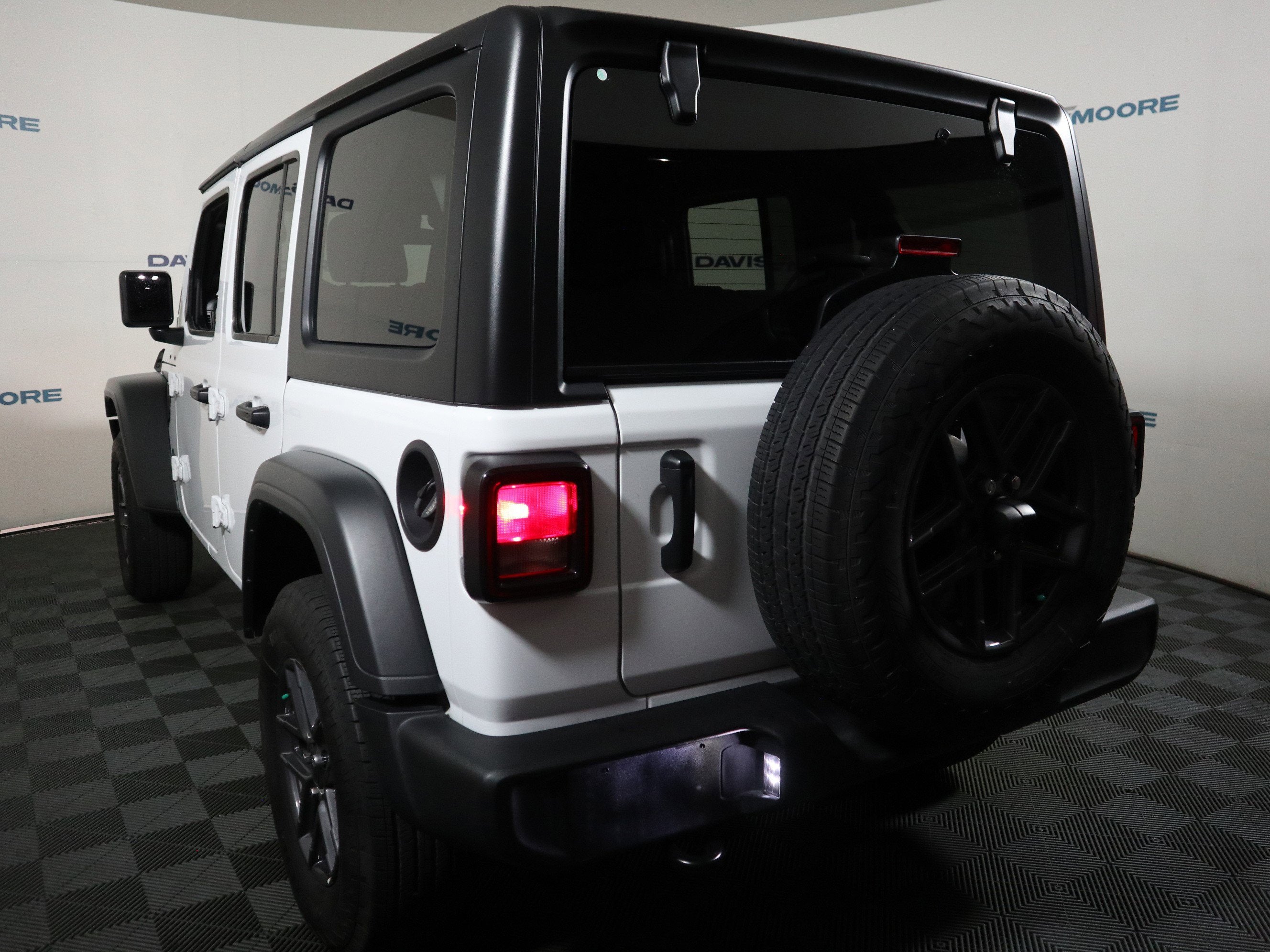 2025 Jeep Wrangler Sport S 4x4