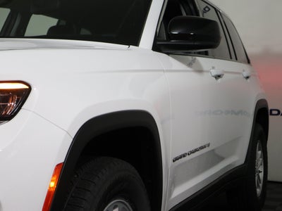 2023 Jeep Grand Cherokee Laredo 4x4
