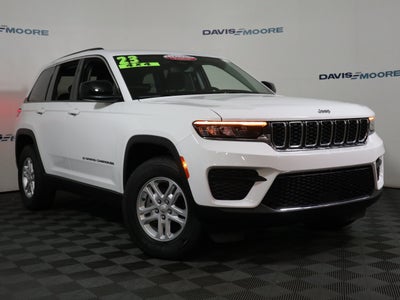 2023 Jeep Grand Cherokee Laredo 4x4