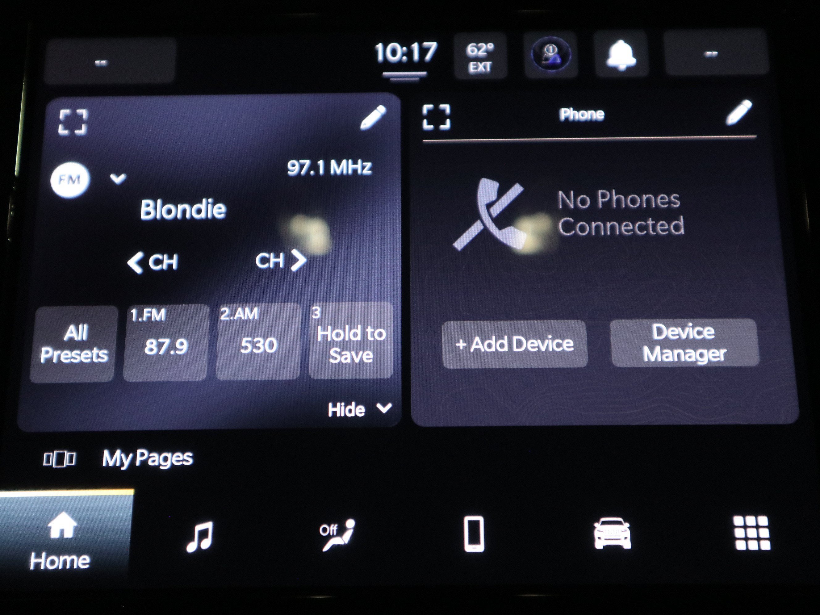 2023 Jeep Grand Cherokee Laredo 4x4