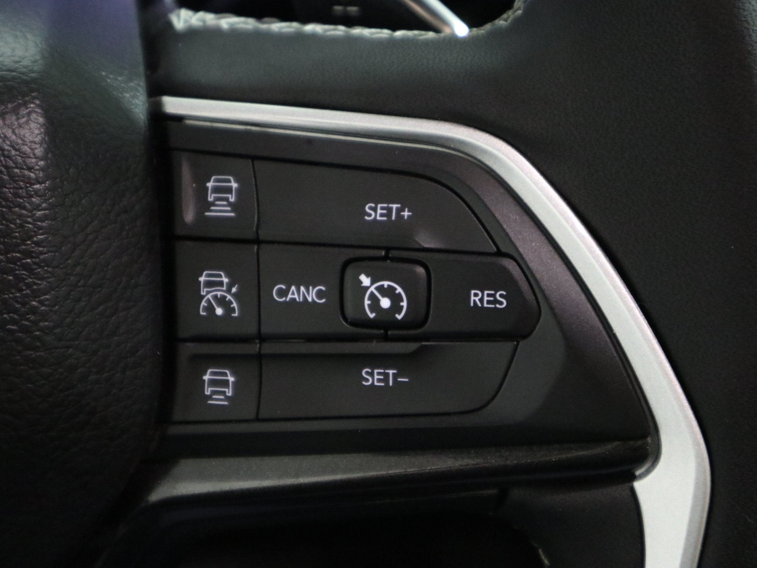 2023 Jeep Grand Cherokee Laredo 4x4