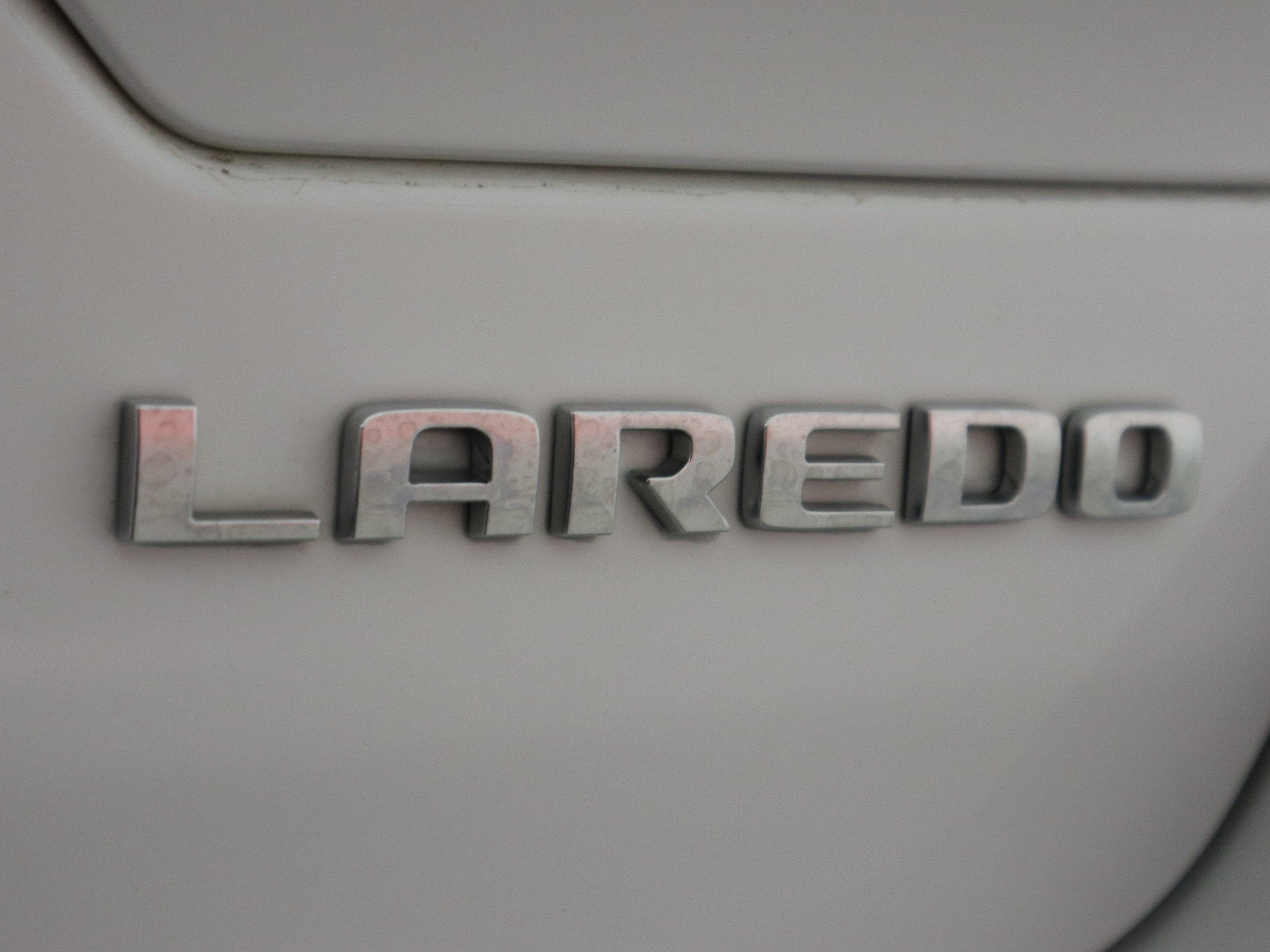 2023 Jeep Grand Cherokee Laredo 4x4