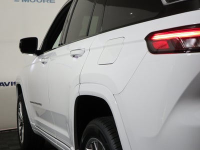 2022 Jeep Grand Cherokee Summit 4x4