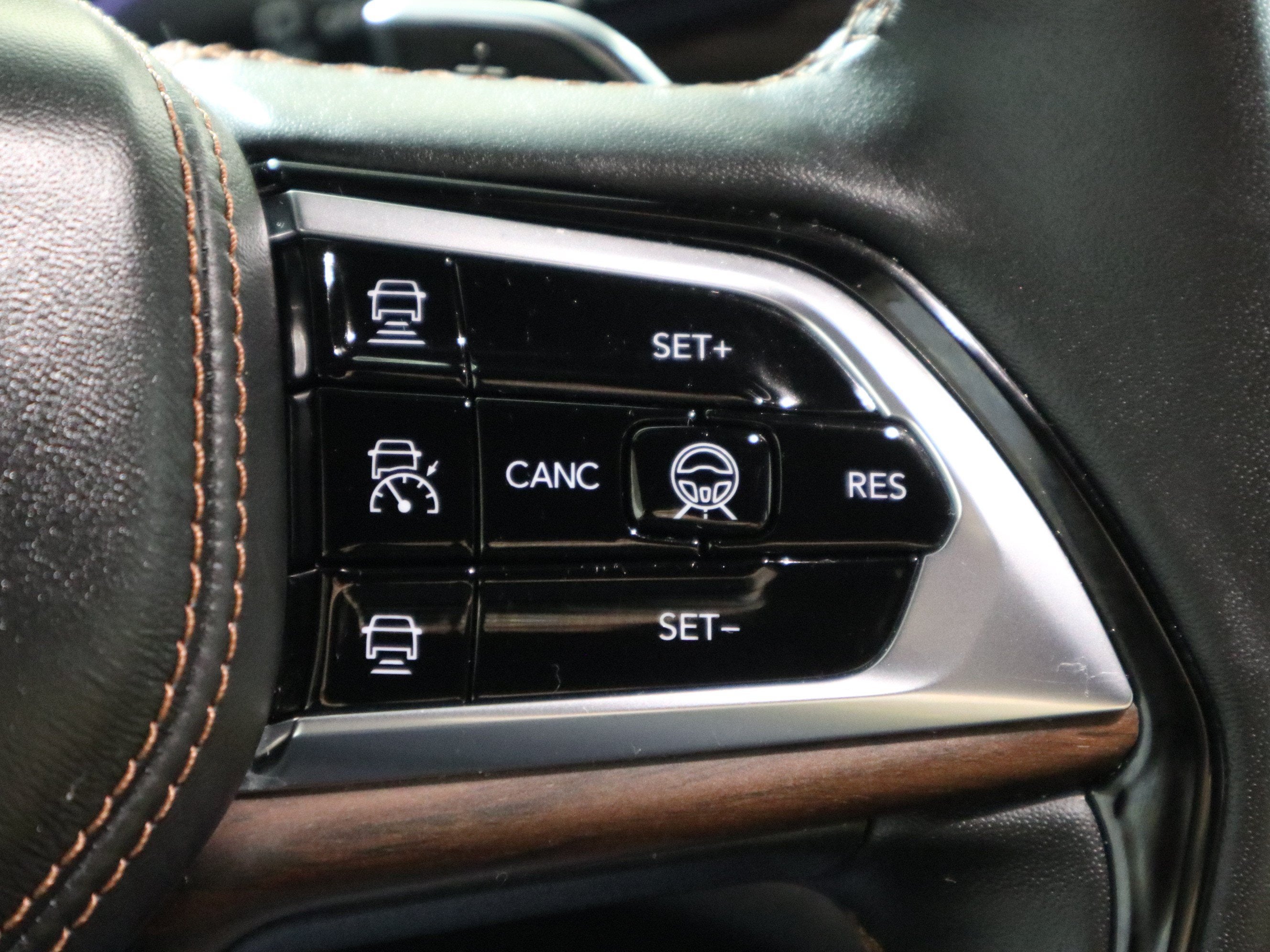 2022 Jeep Grand Cherokee Summit 4x4
