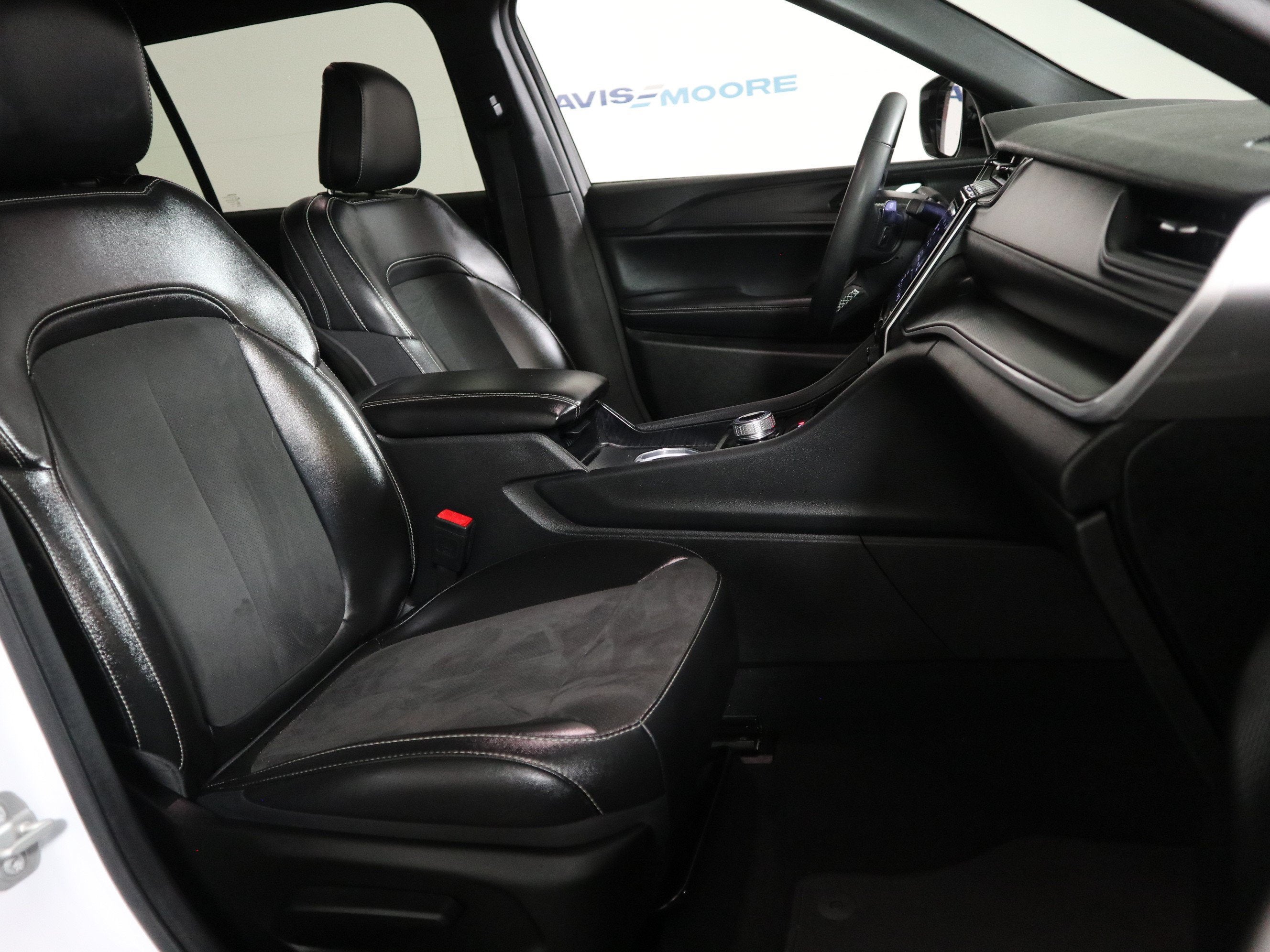 2024 Jeep Grand Cherokee L Altitude X 4x4