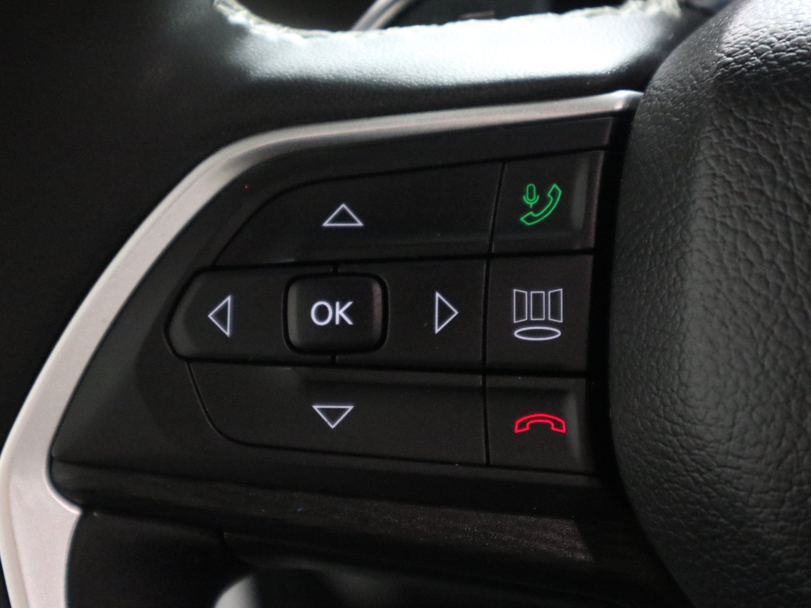 2024 Jeep Grand Cherokee L Altitude X 4x4