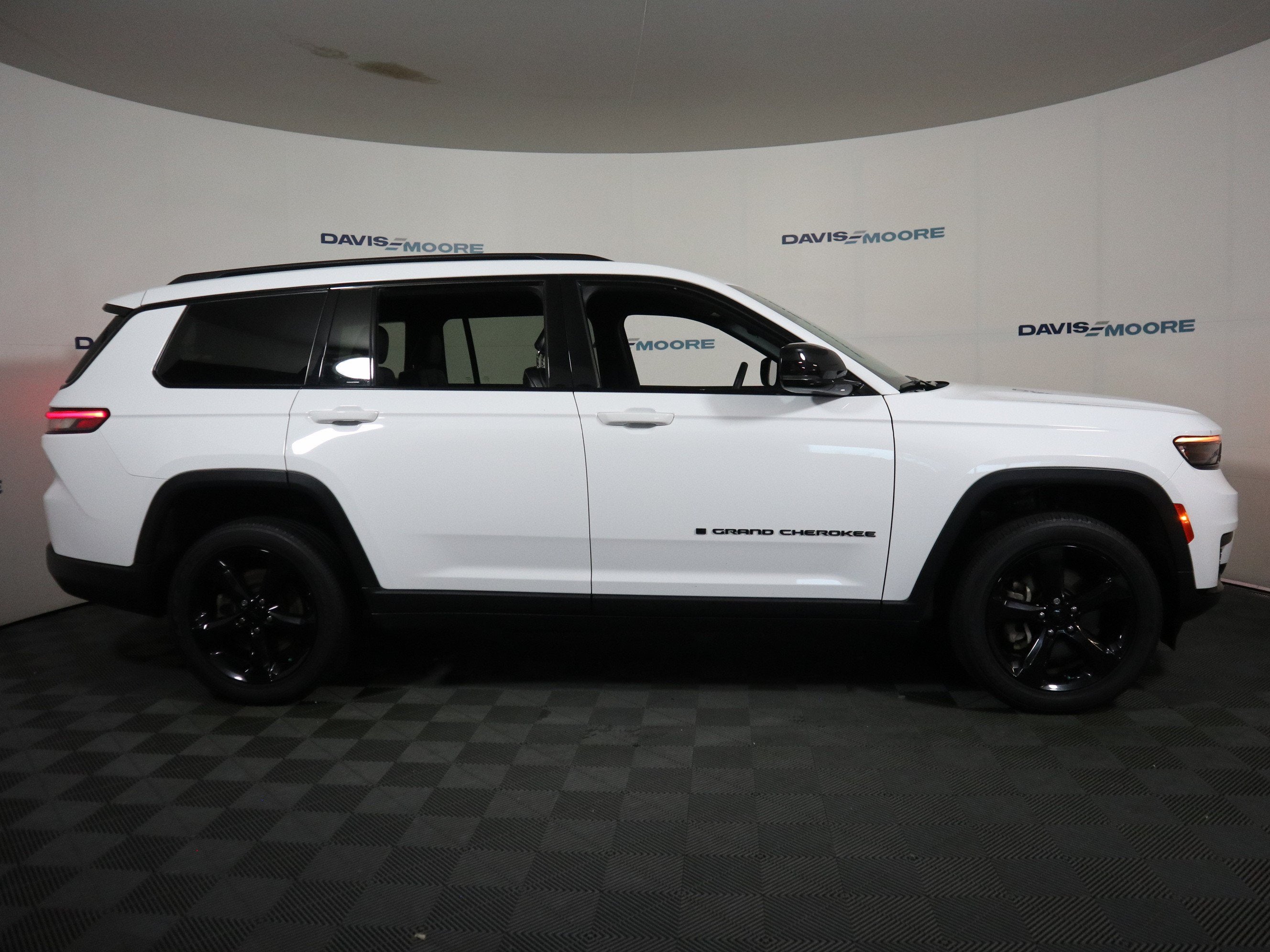 2023 Jeep Grand Cherokee L Altitude 4x4