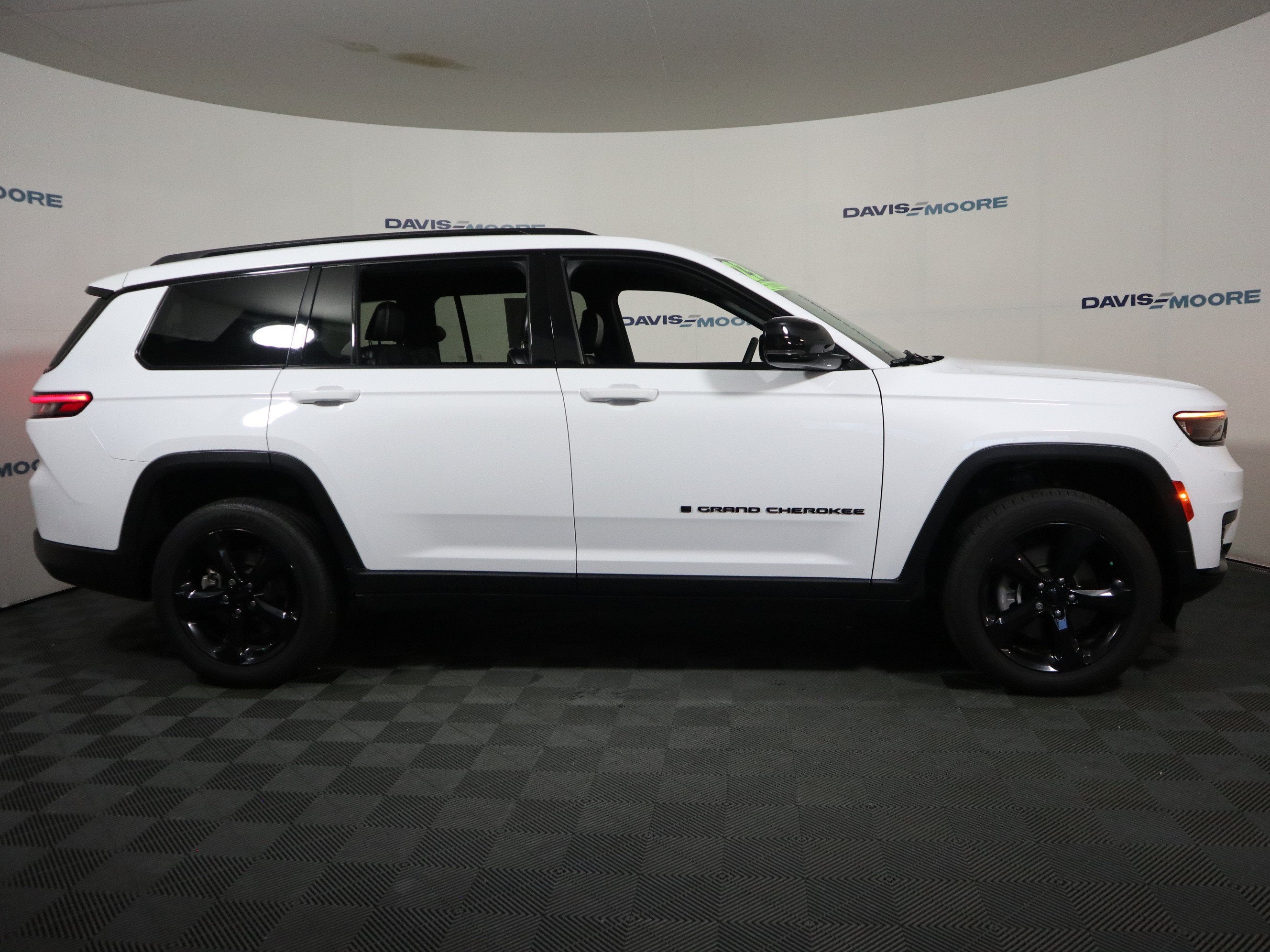 2023 Jeep Grand Cherokee L Altitude 4x4