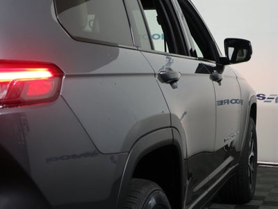 2023 Jeep Grand Cherokee L Limited 4x4