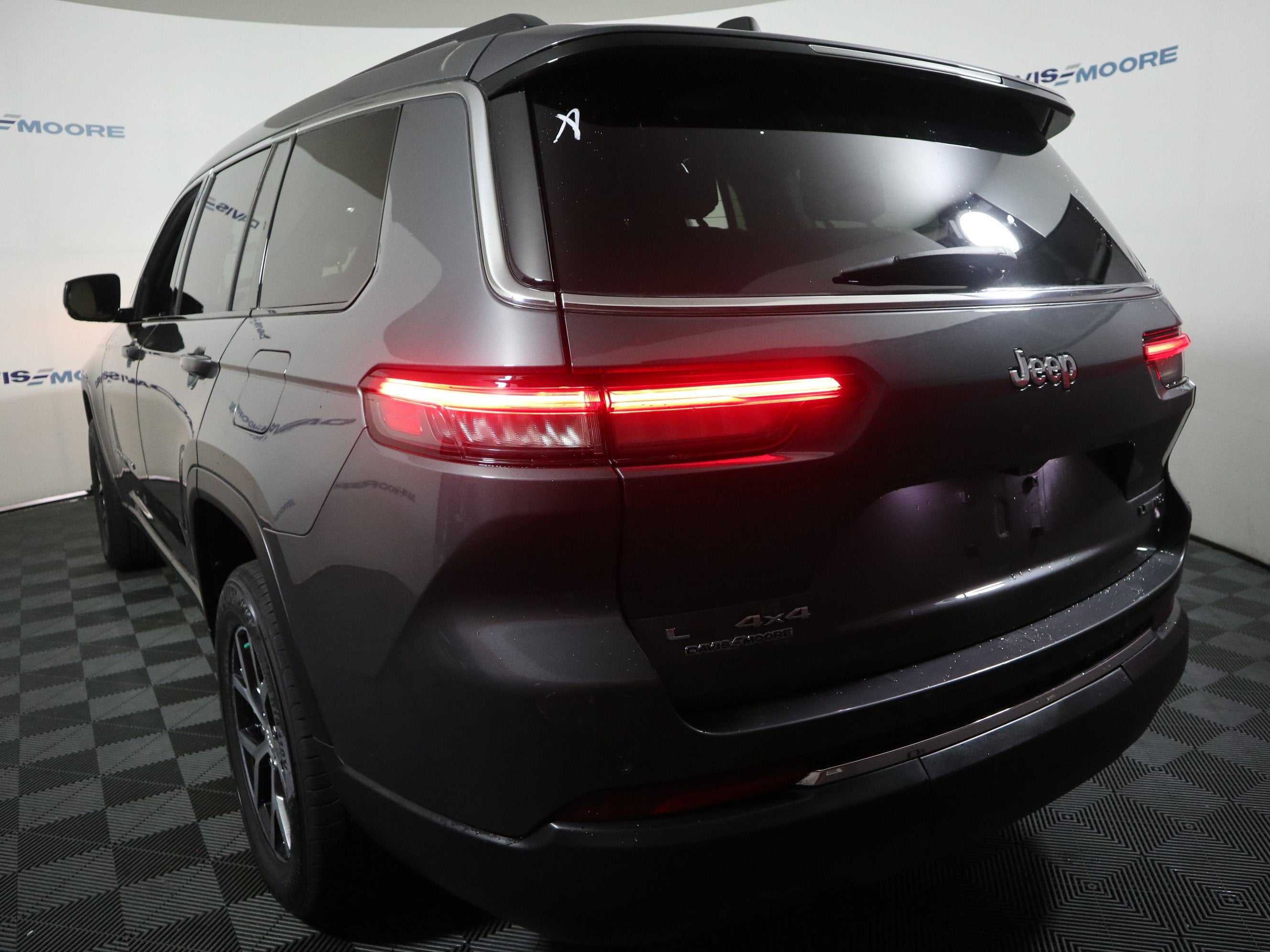 2023 Jeep Grand Cherokee L Limited 4x4