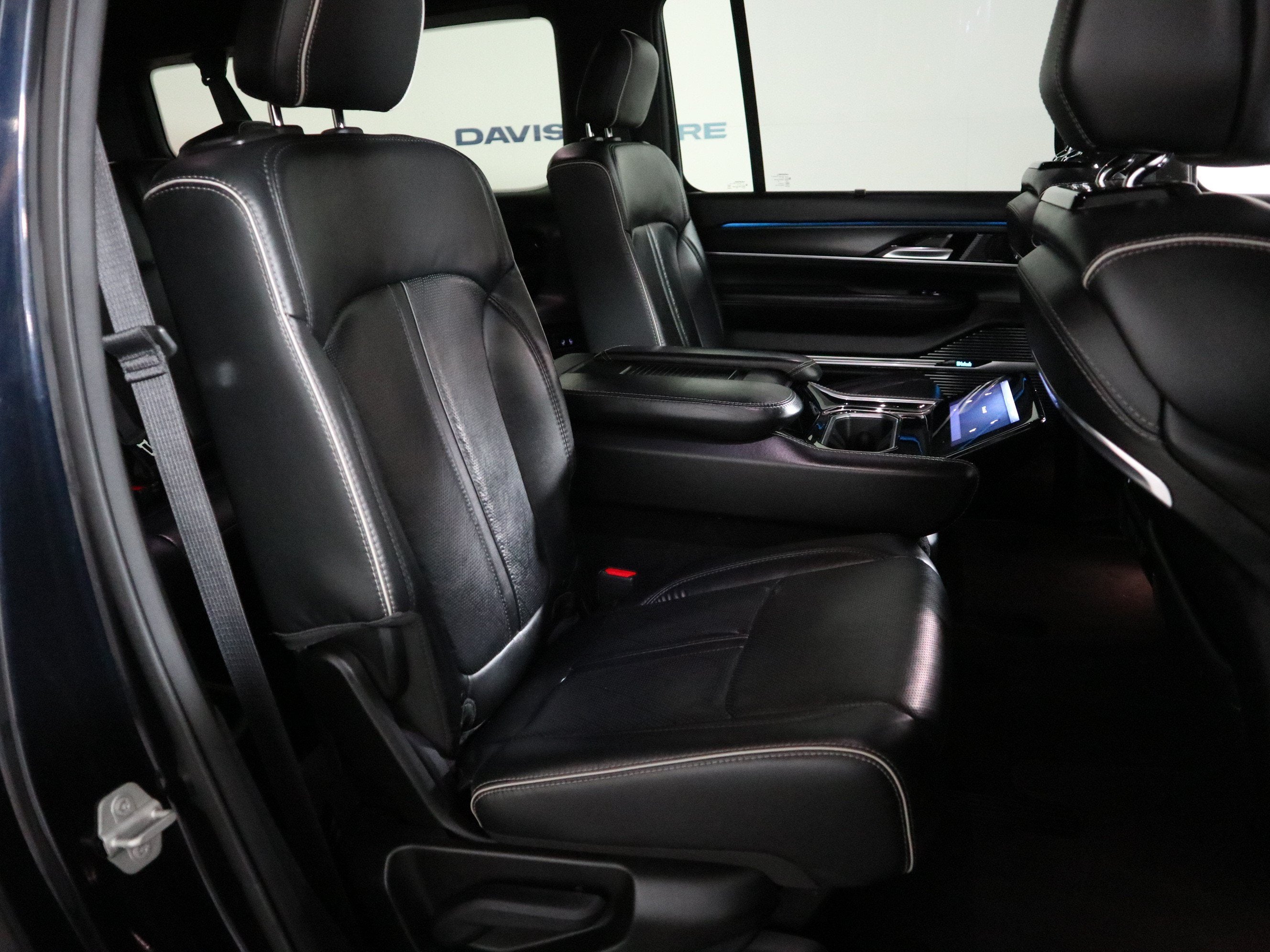 2024 Jeep Grand Wagoneer L Series II 4x4