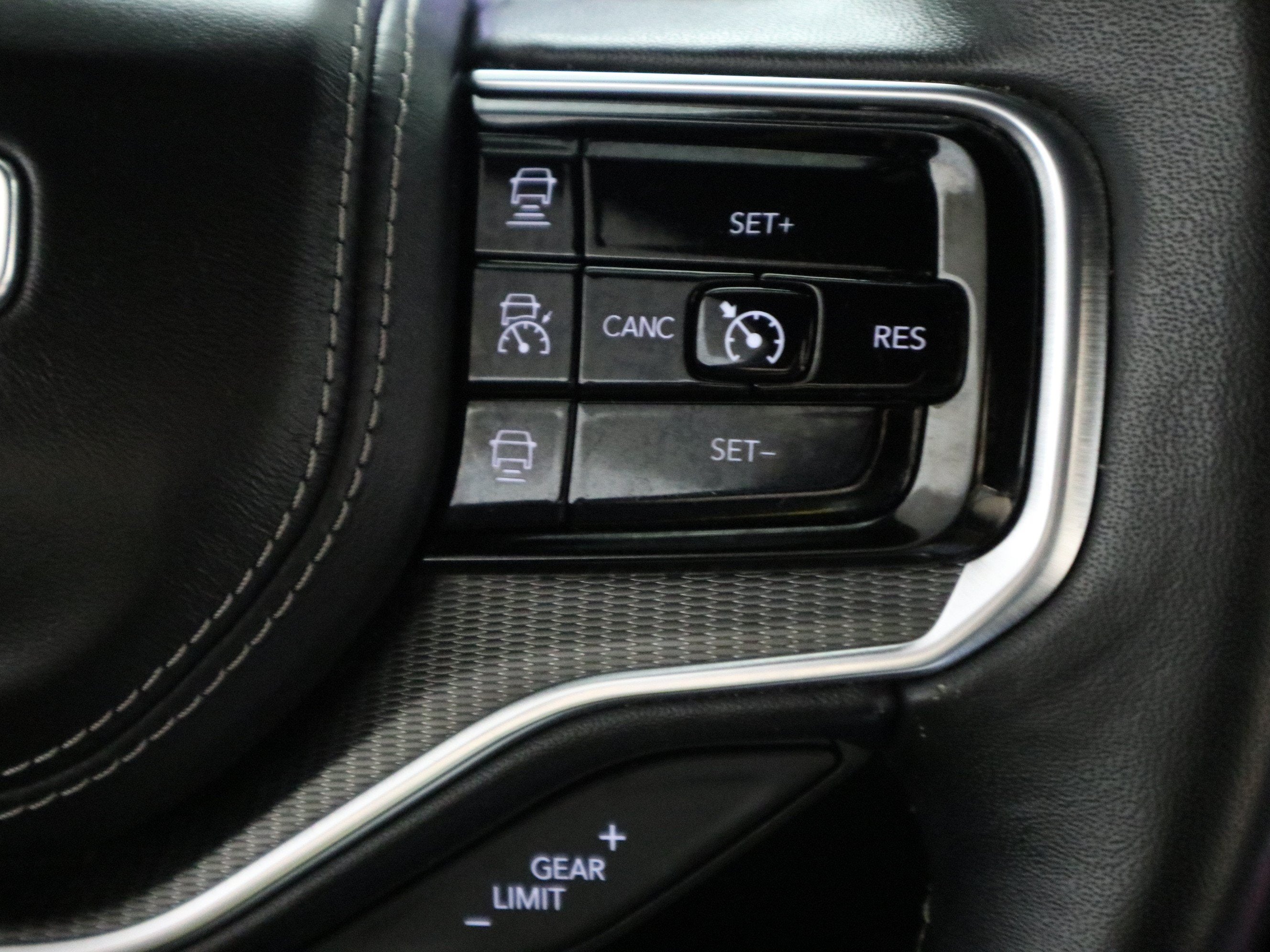 2024 Jeep Grand Wagoneer L Series II 4x4