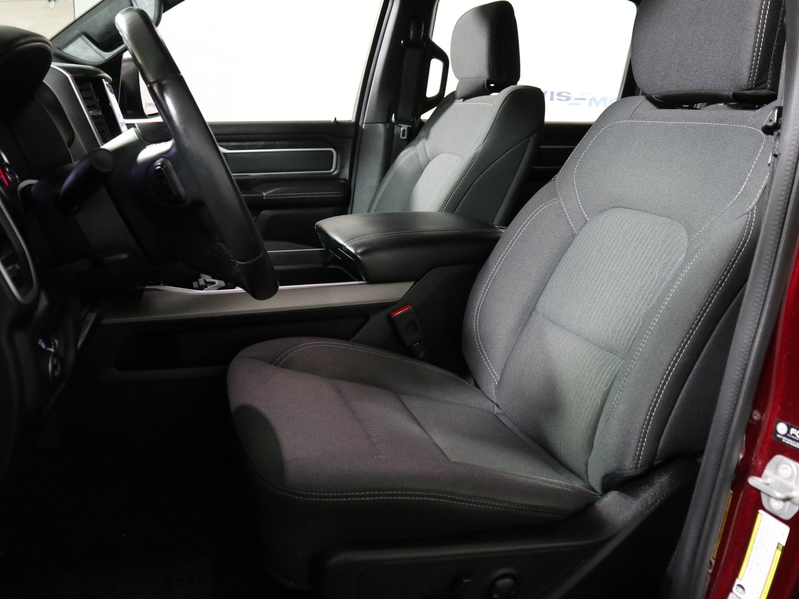 2023 RAM 1500 Big Horn Crew Cab 4x4