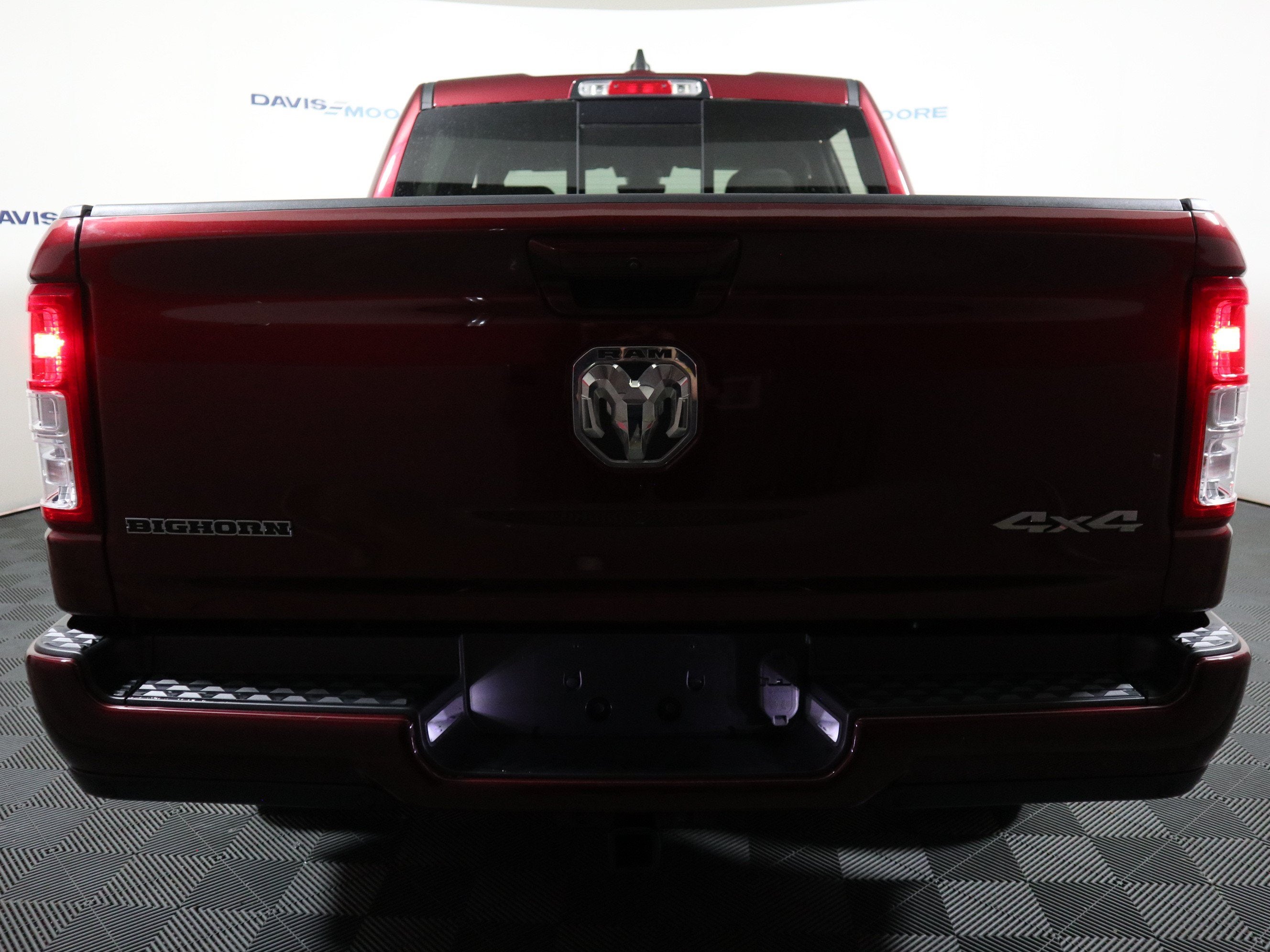 2023 RAM 1500 Big Horn Crew Cab 4x4