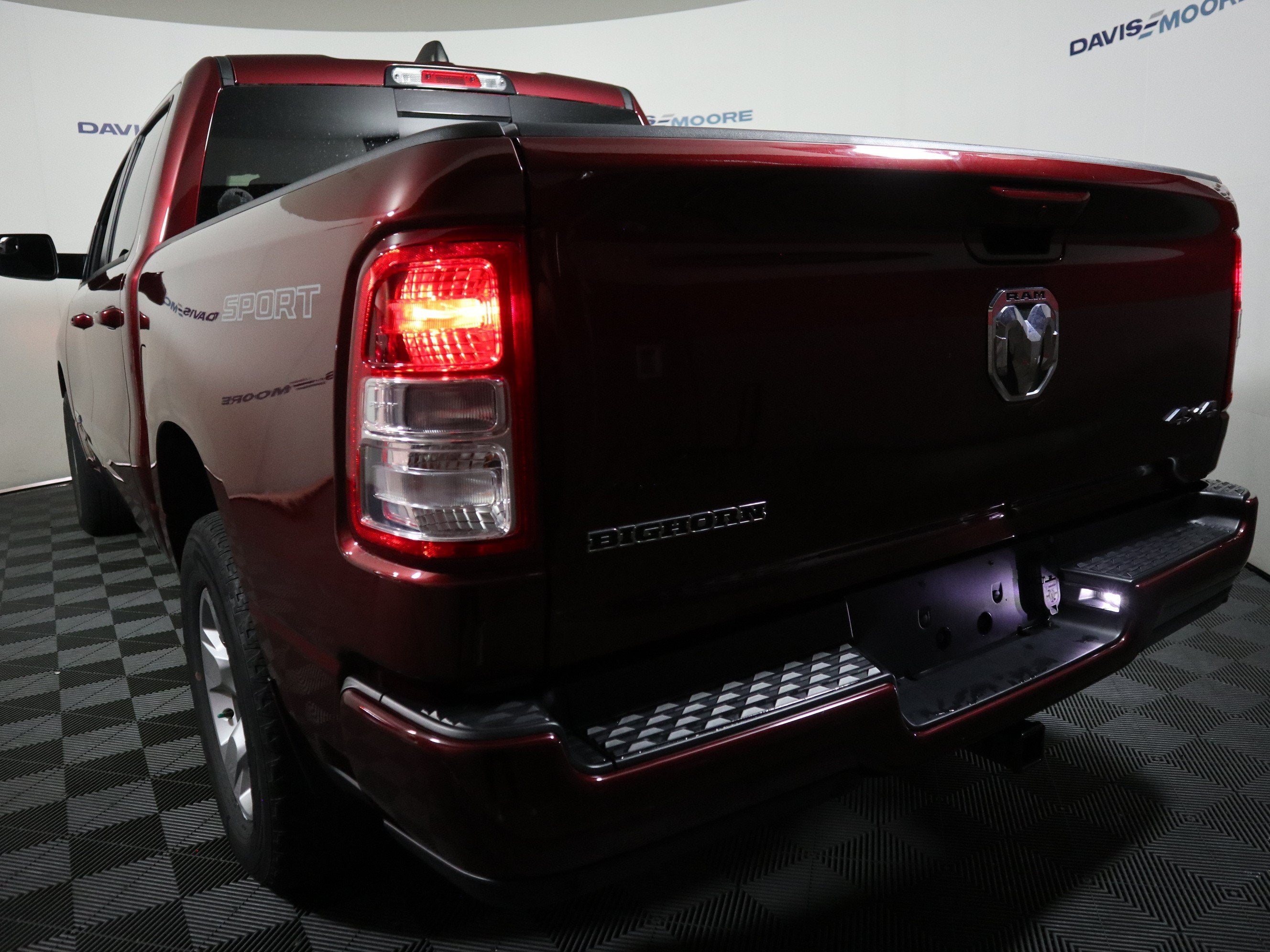2023 RAM 1500 Big Horn Crew Cab 4x4