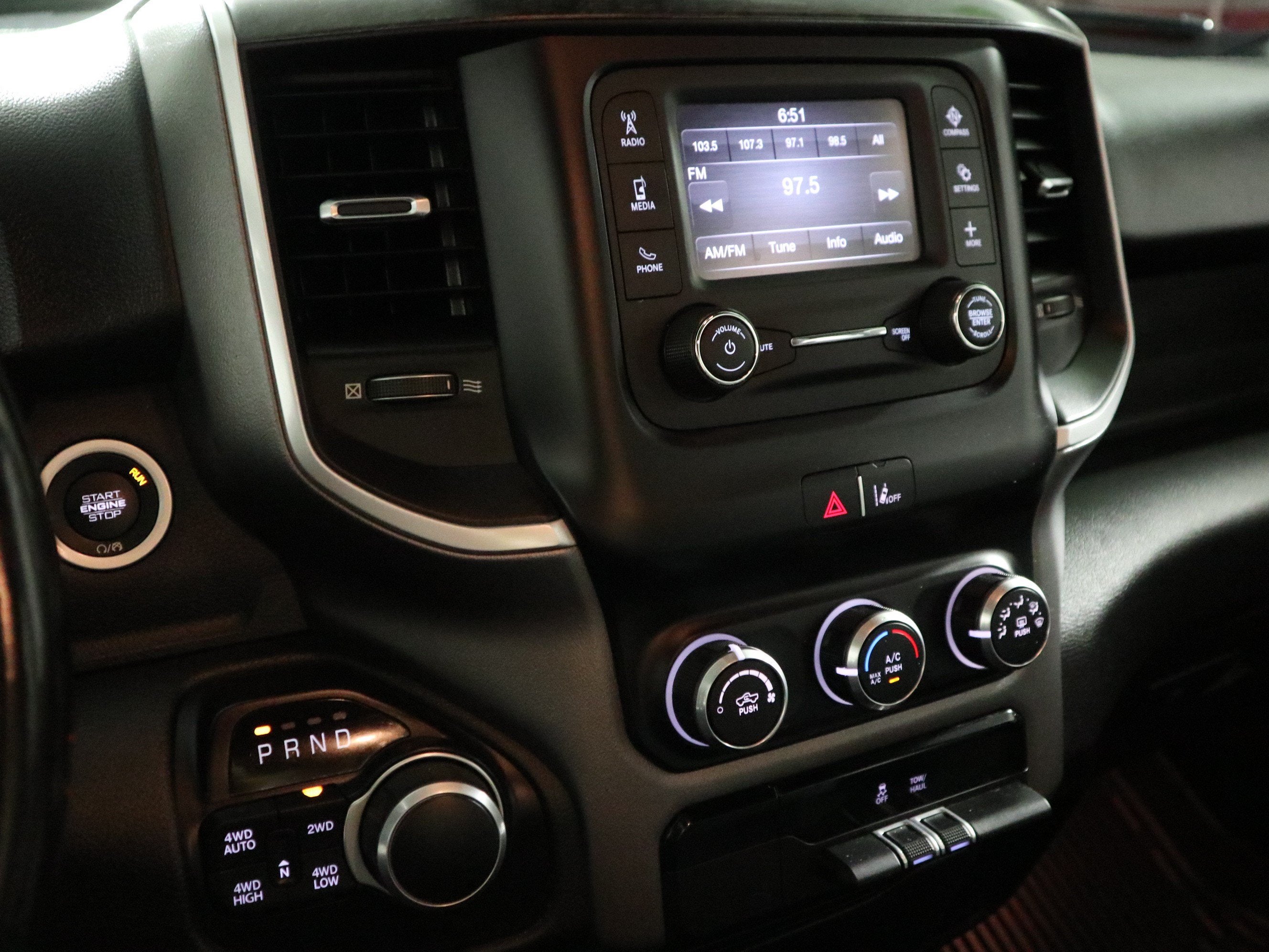 2021 RAM 1500 Big Horn Quad Cab 4x4