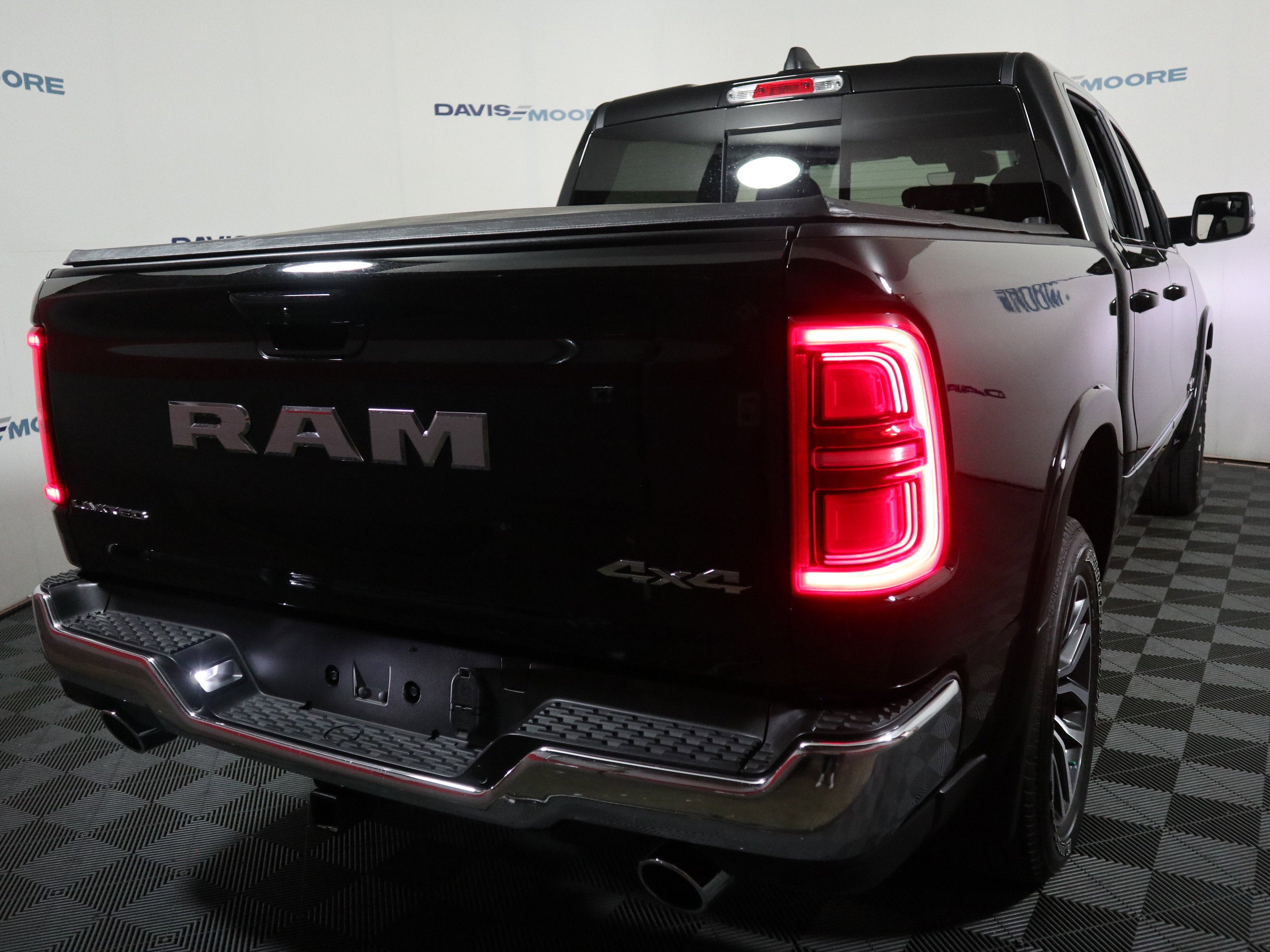 2026 RAM 1500 Limited Crew Cab 4x4