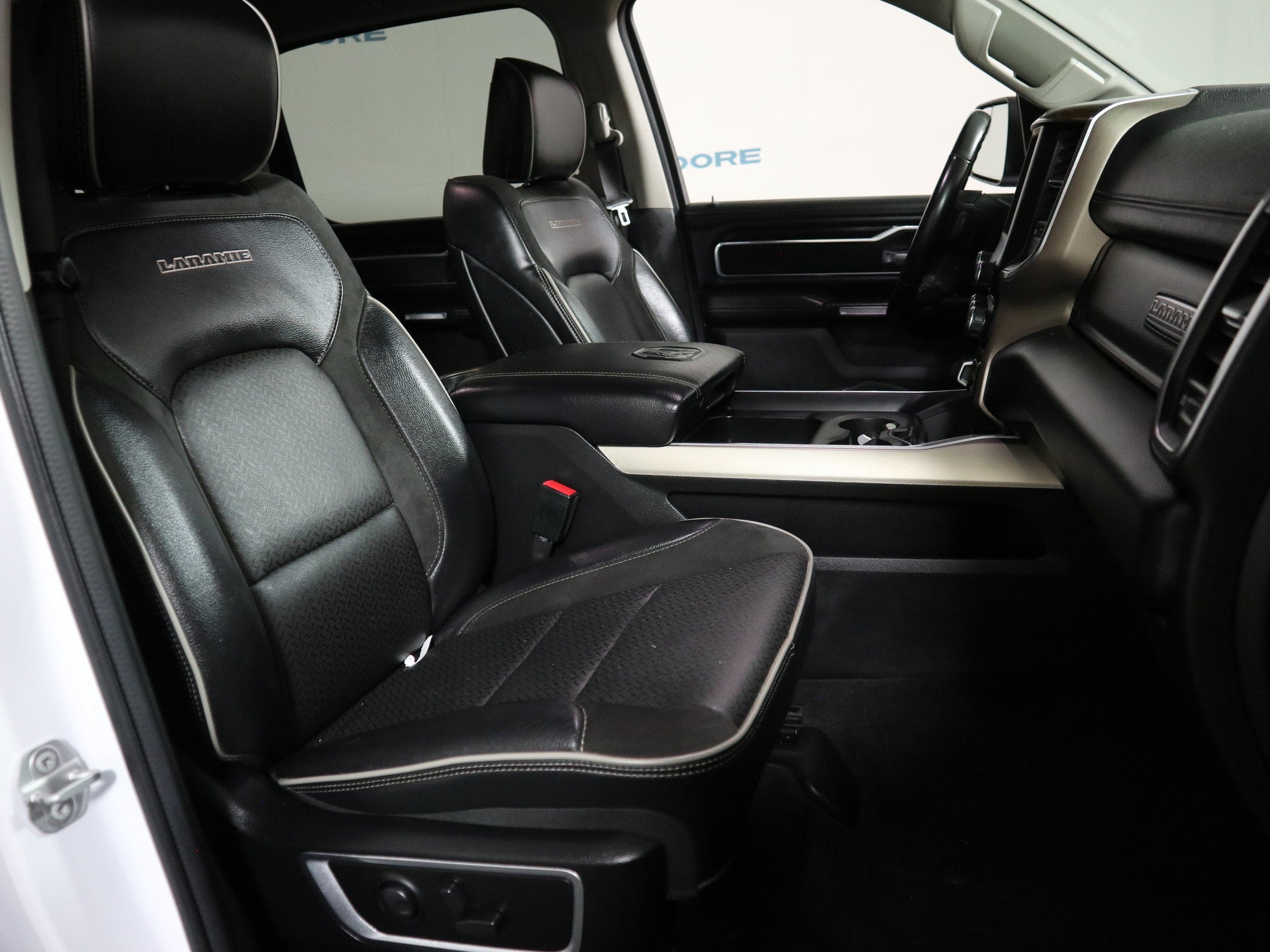 2022 RAM 1500 Laramie 4x4 Crew Cab