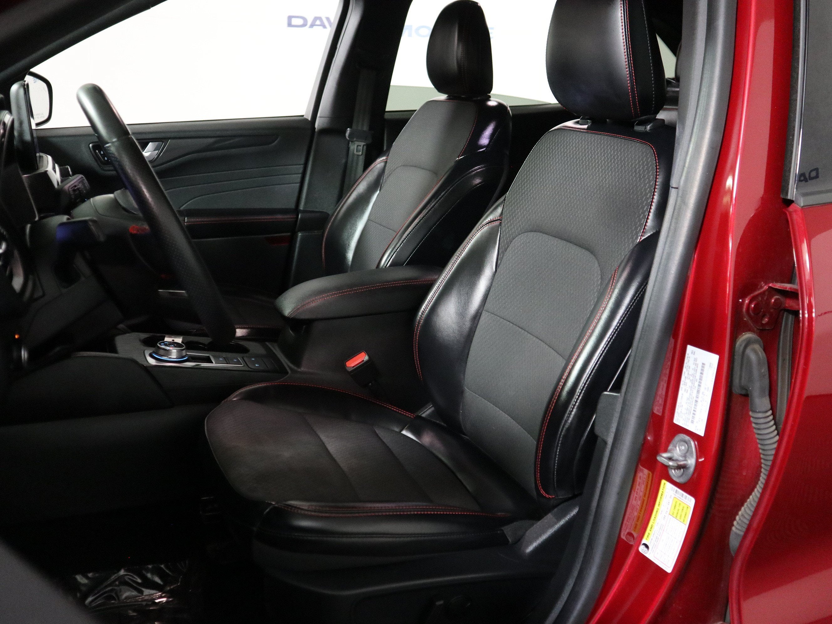 2024 Ford Escape ST-Line AWD