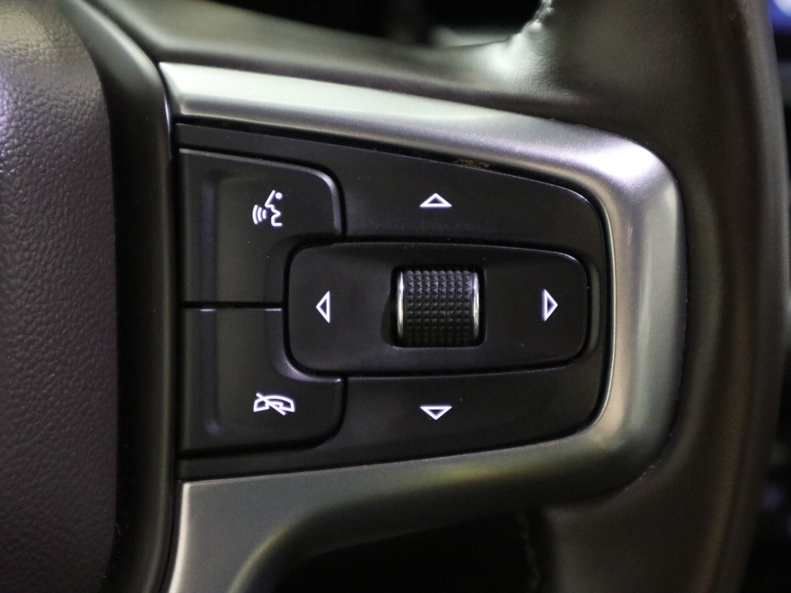 2026 Chevrolet Silverado 1500 LT Crew Cab 4WD
