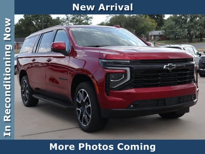 2025 Chevrolet Suburban RST 4WD