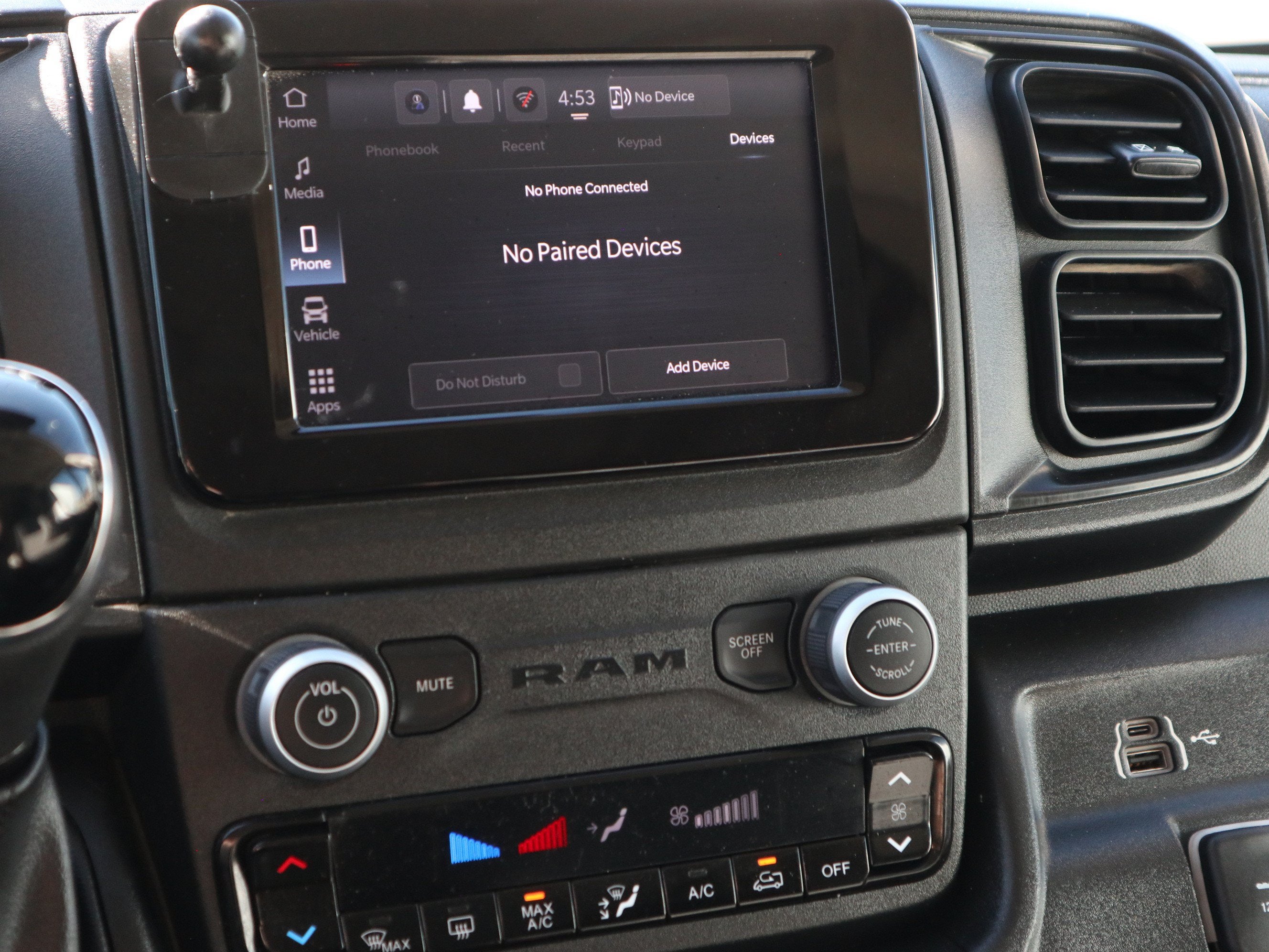 2025 RAM ProMaster Cargo Van Tradesman