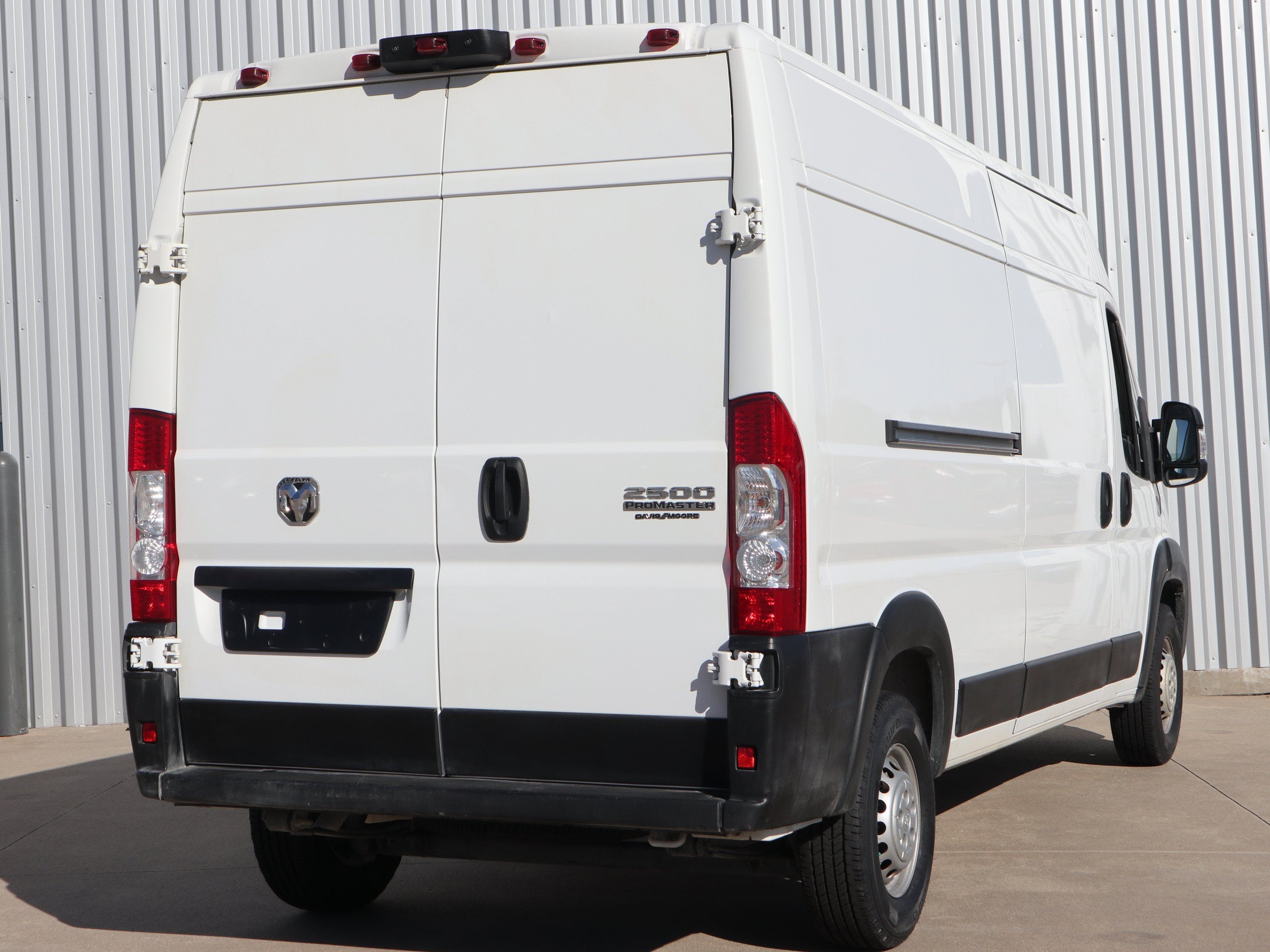 2025 RAM ProMaster Cargo Van Tradesman