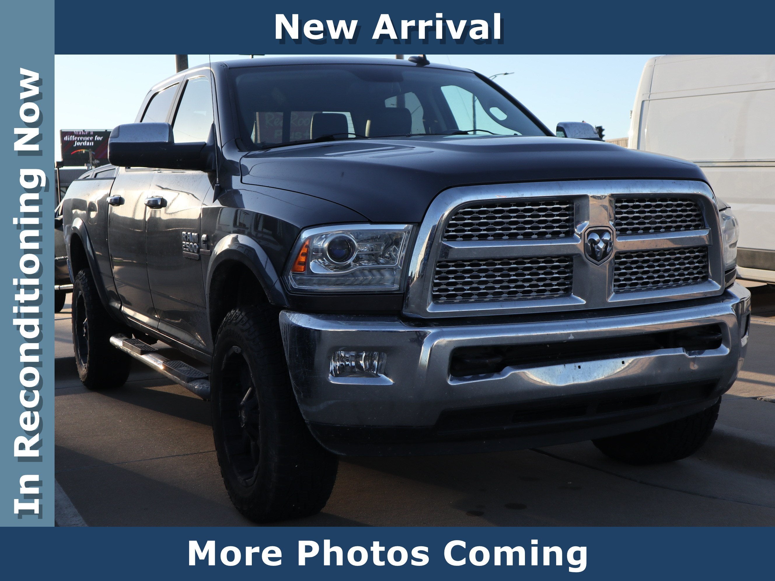 2014 RAM 2500 Laramie 4WD Crew Cab
