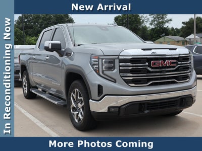 2023 GMC Sierra 1500 SLT Crew Cab 4WD