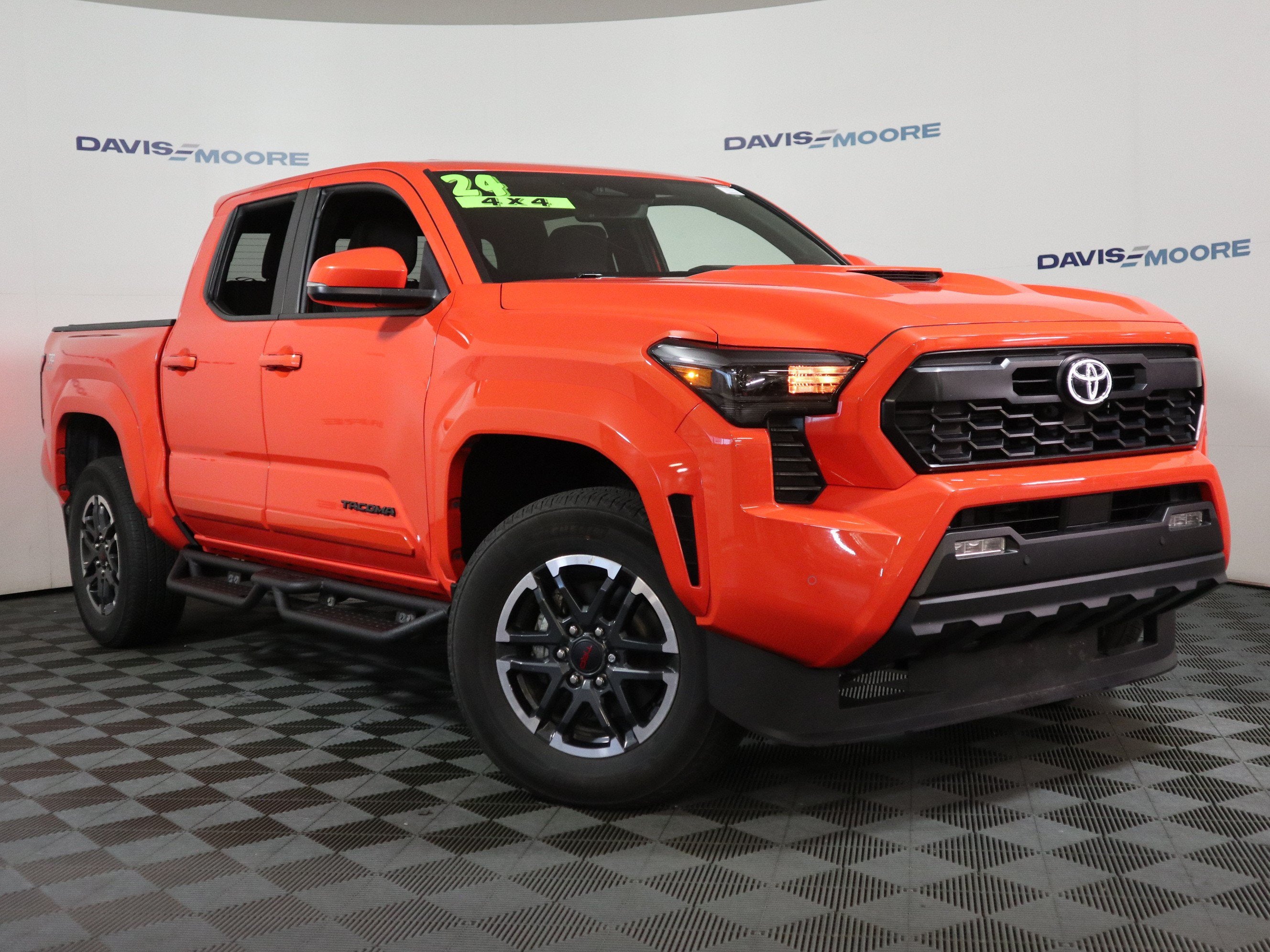 2024 Toyota Tacoma 4WD TRD Sport