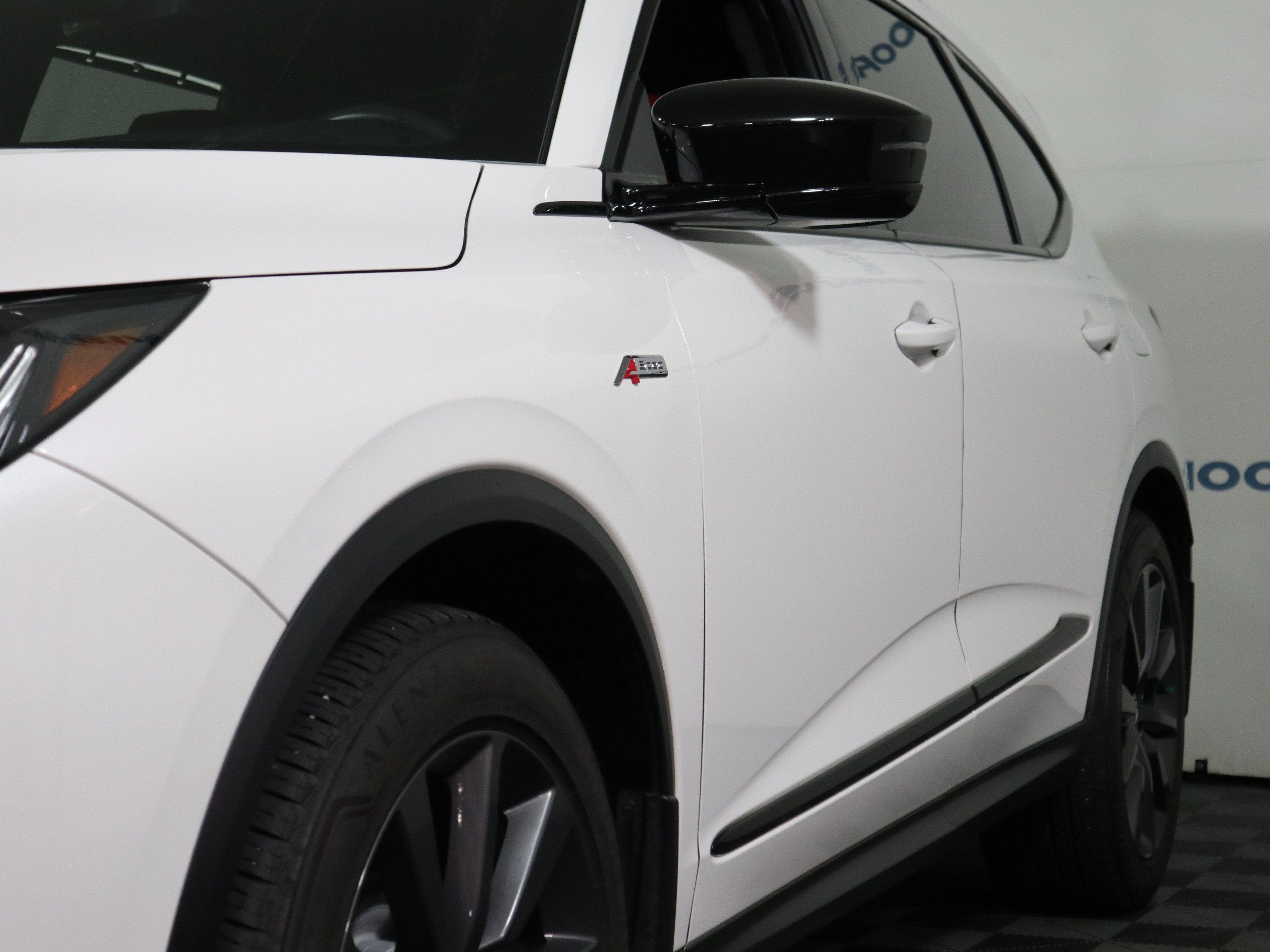 2025 Acura MDX w/A-Spec Package