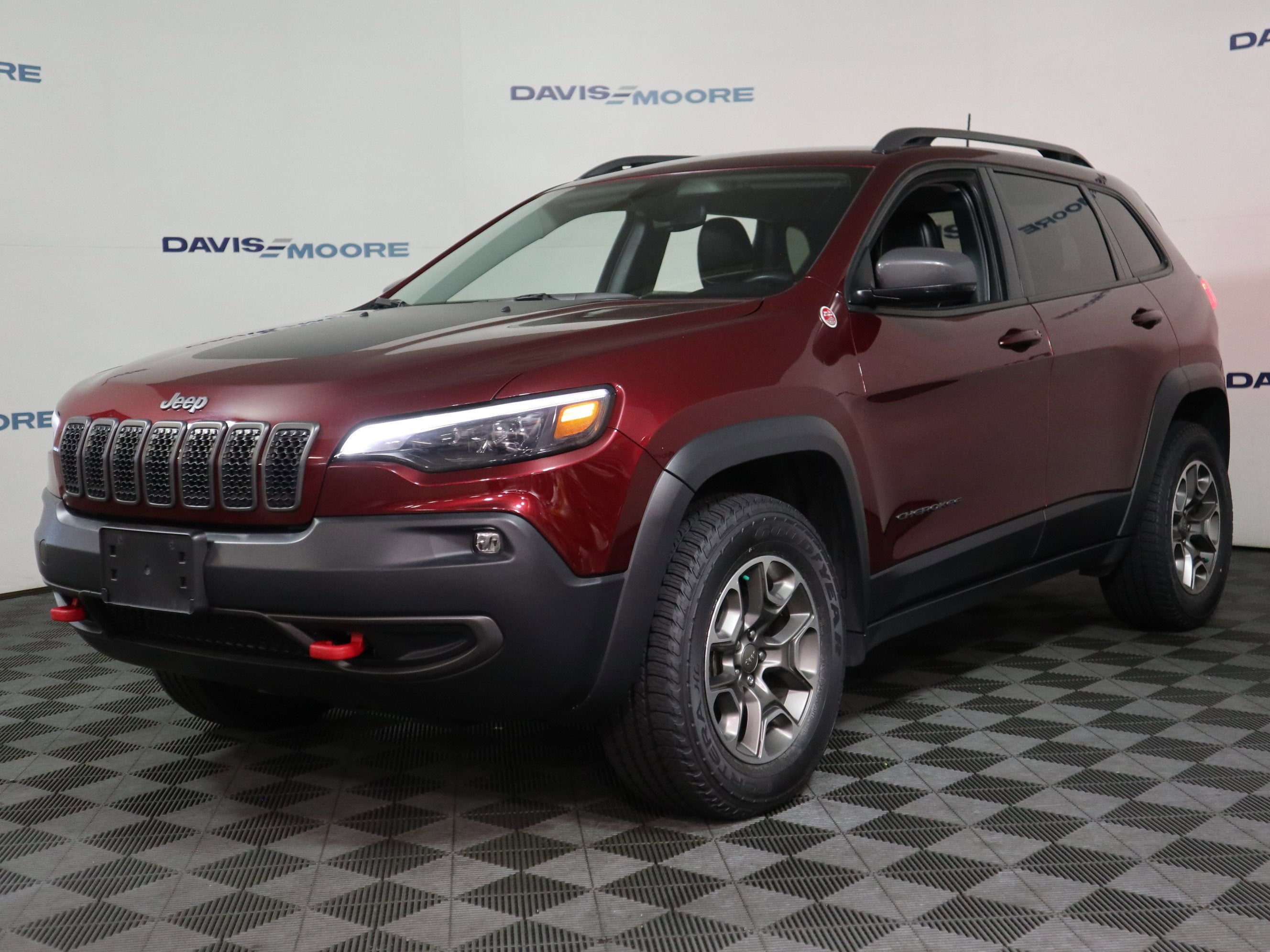 2020 Jeep Cherokee Trailhawk