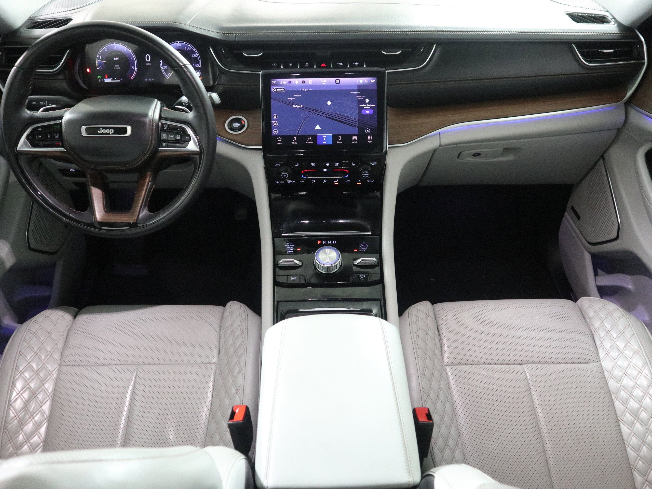 2022 Jeep Grand Cherokee Summit