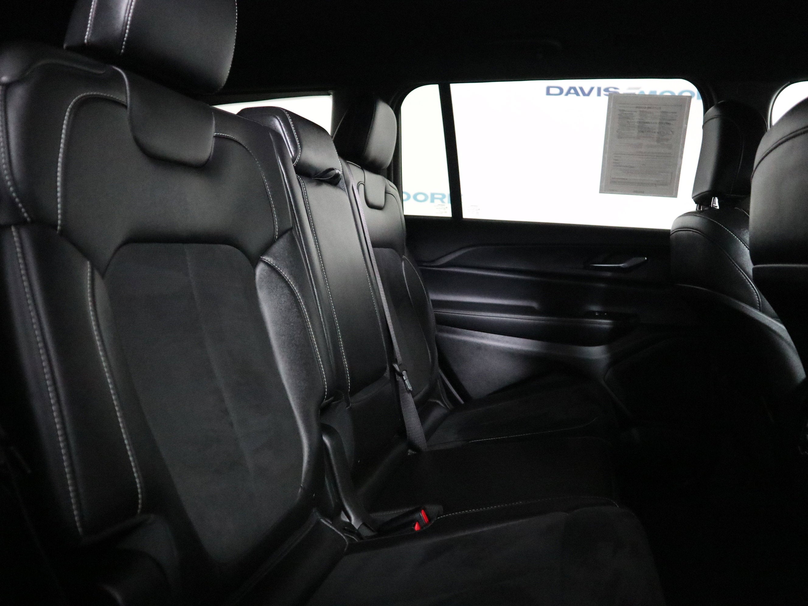 2024 Jeep Grand Cherokee L Altitude 4x4