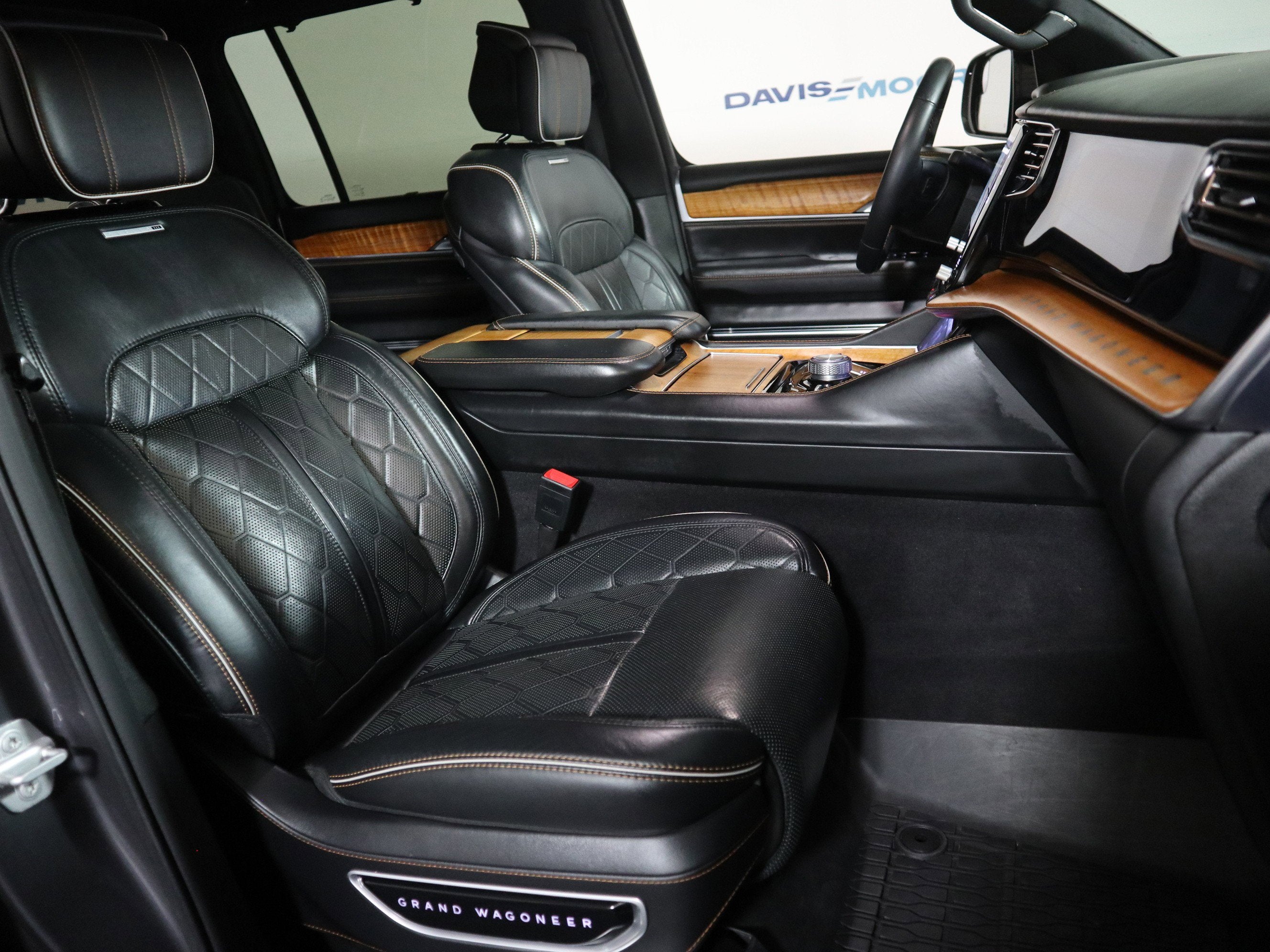 2024 Jeep Grand Wagoneer L Series III