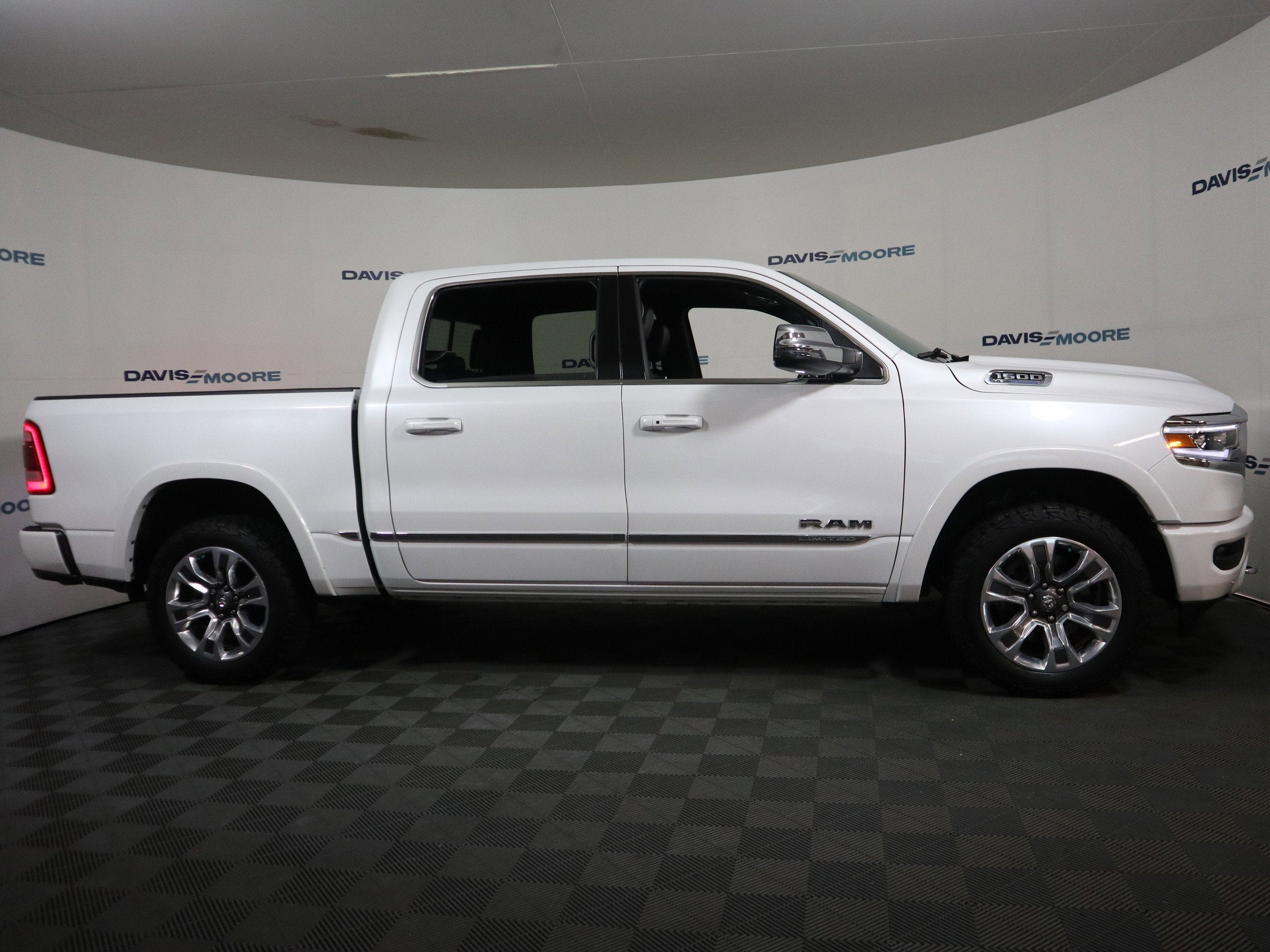 2024 RAM 1500 Limited