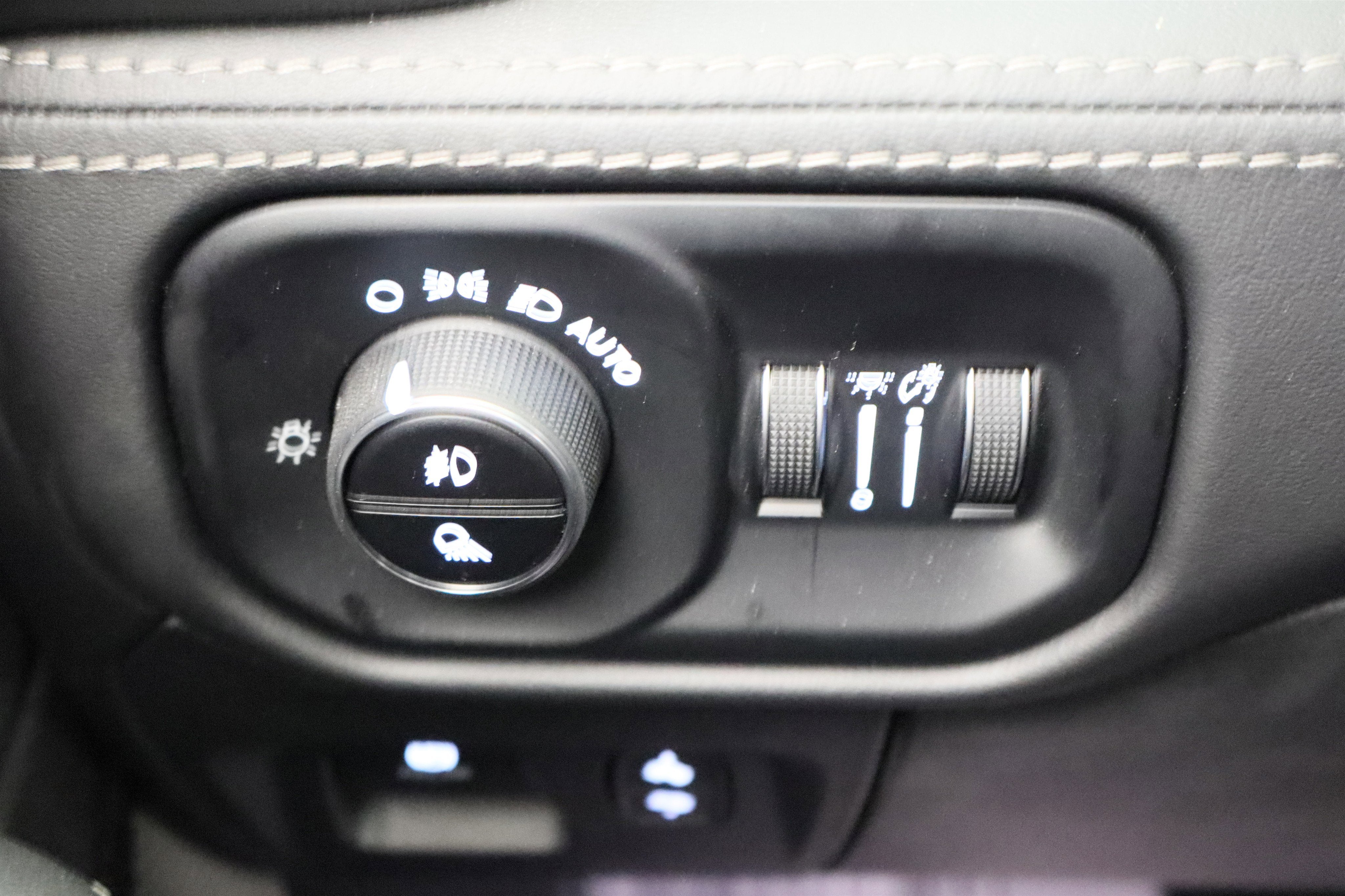 2025 RAM 1500 RHO