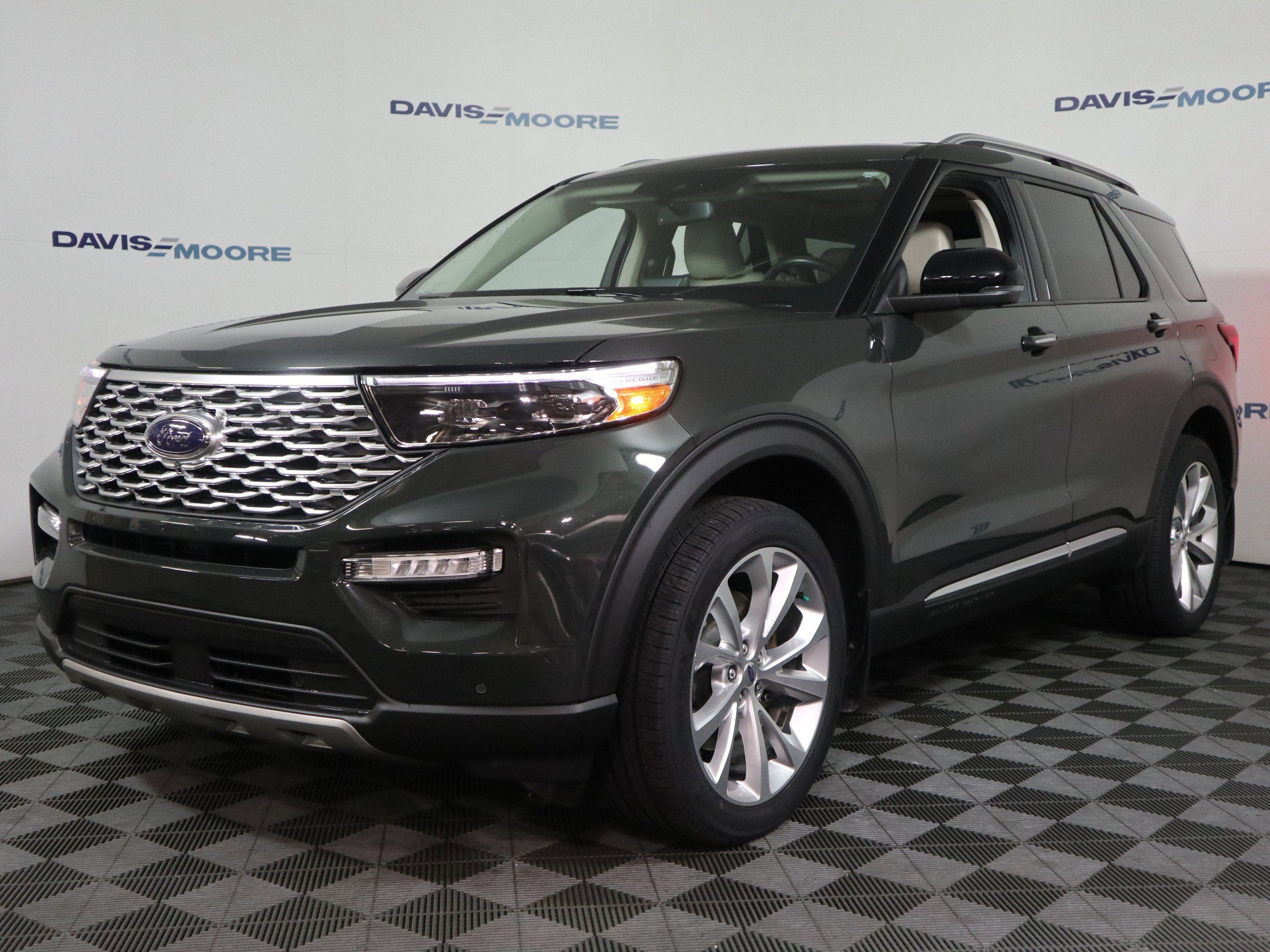2022 Ford Explorer Platinum