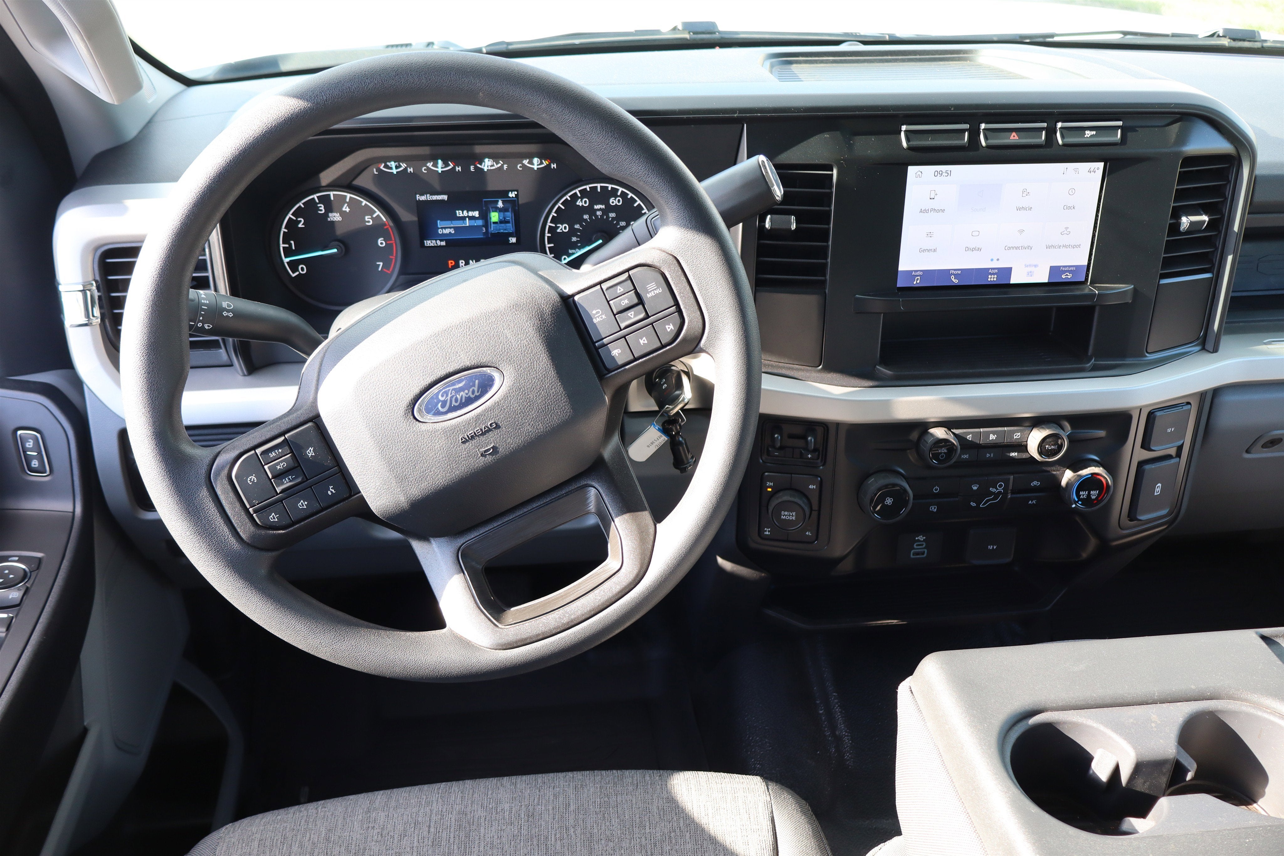 2024 Ford Super Duty F-250 SRW XL