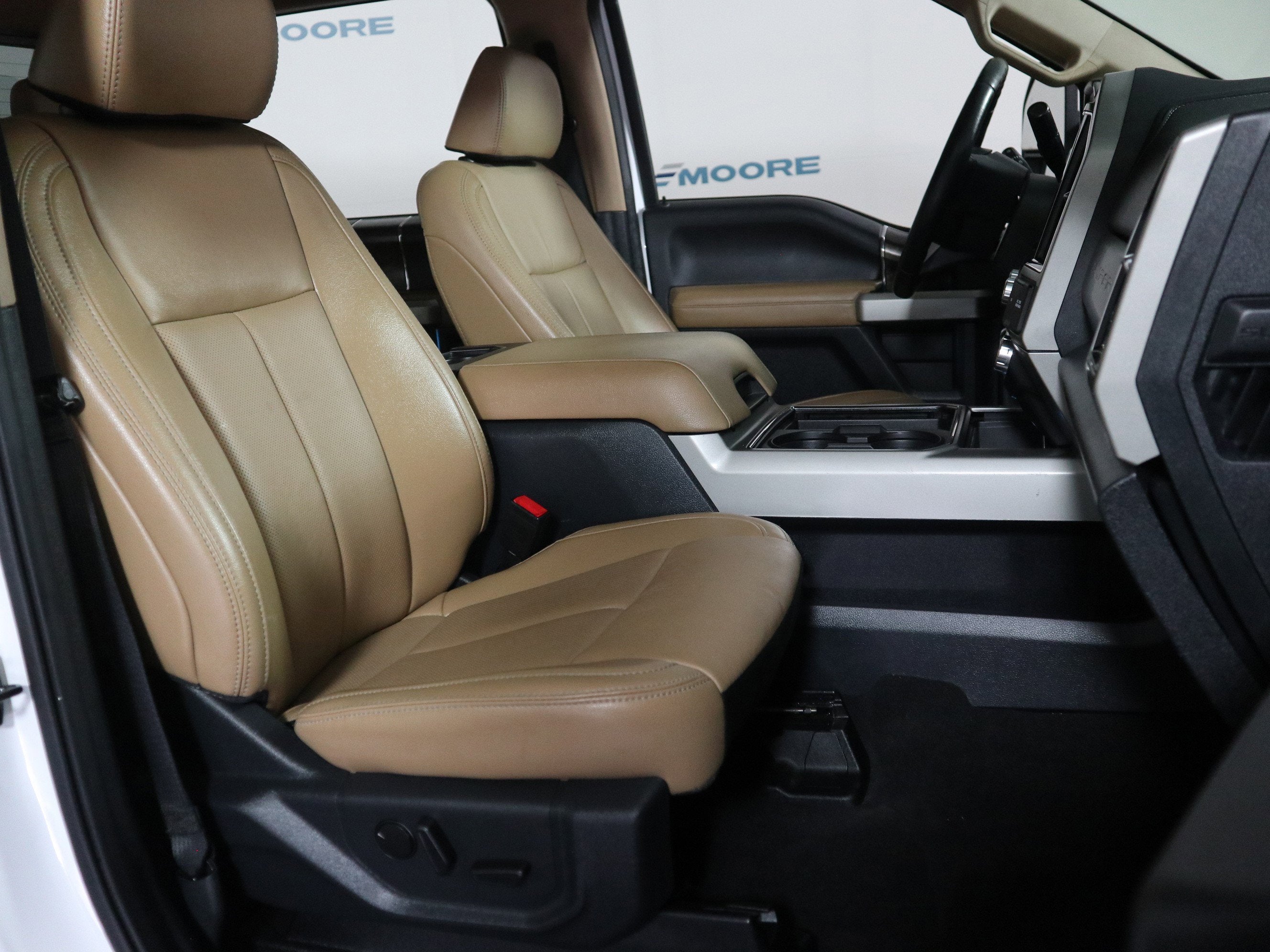 2022 Ford Super Duty F-250 SRW LARIAT