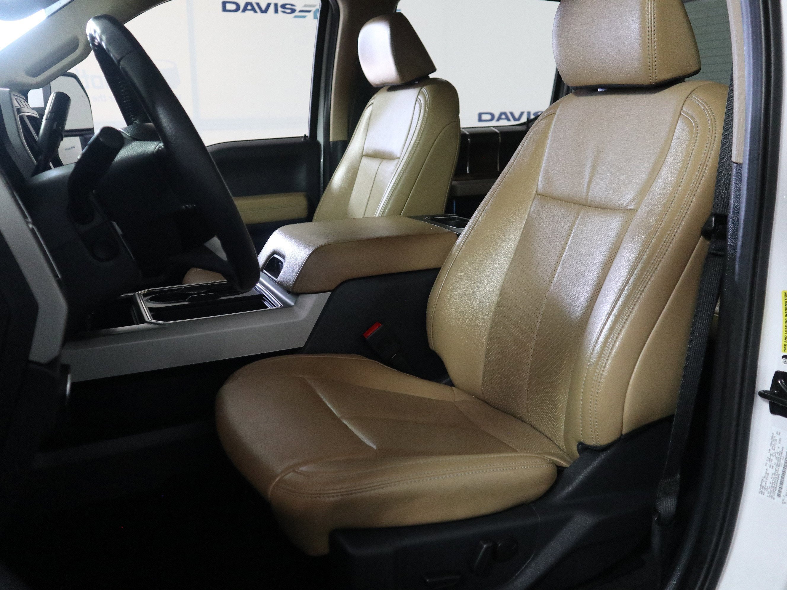 2022 Ford Super Duty F-250 SRW LARIAT