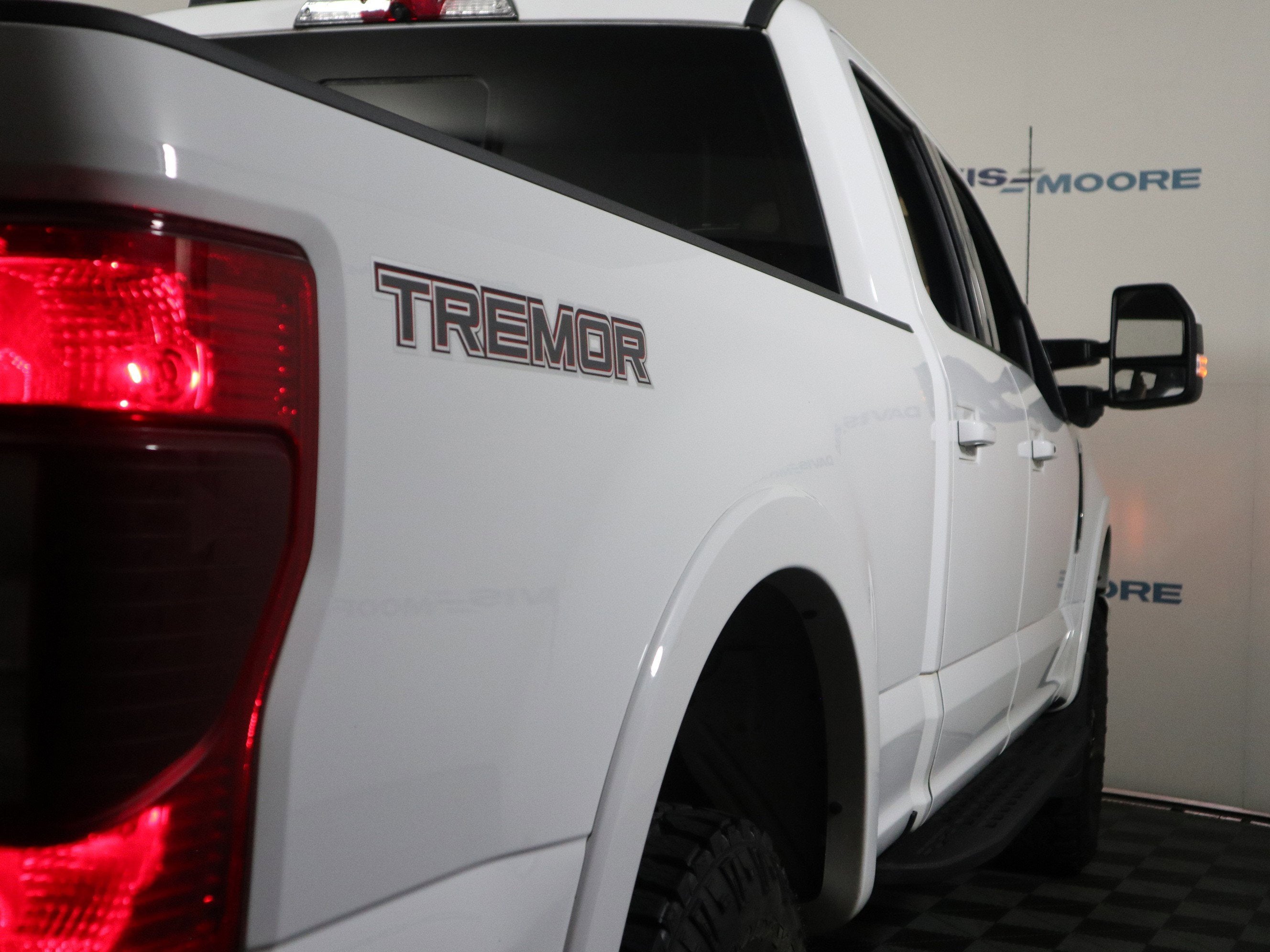 2022 Ford Super Duty F-250 SRW LARIAT