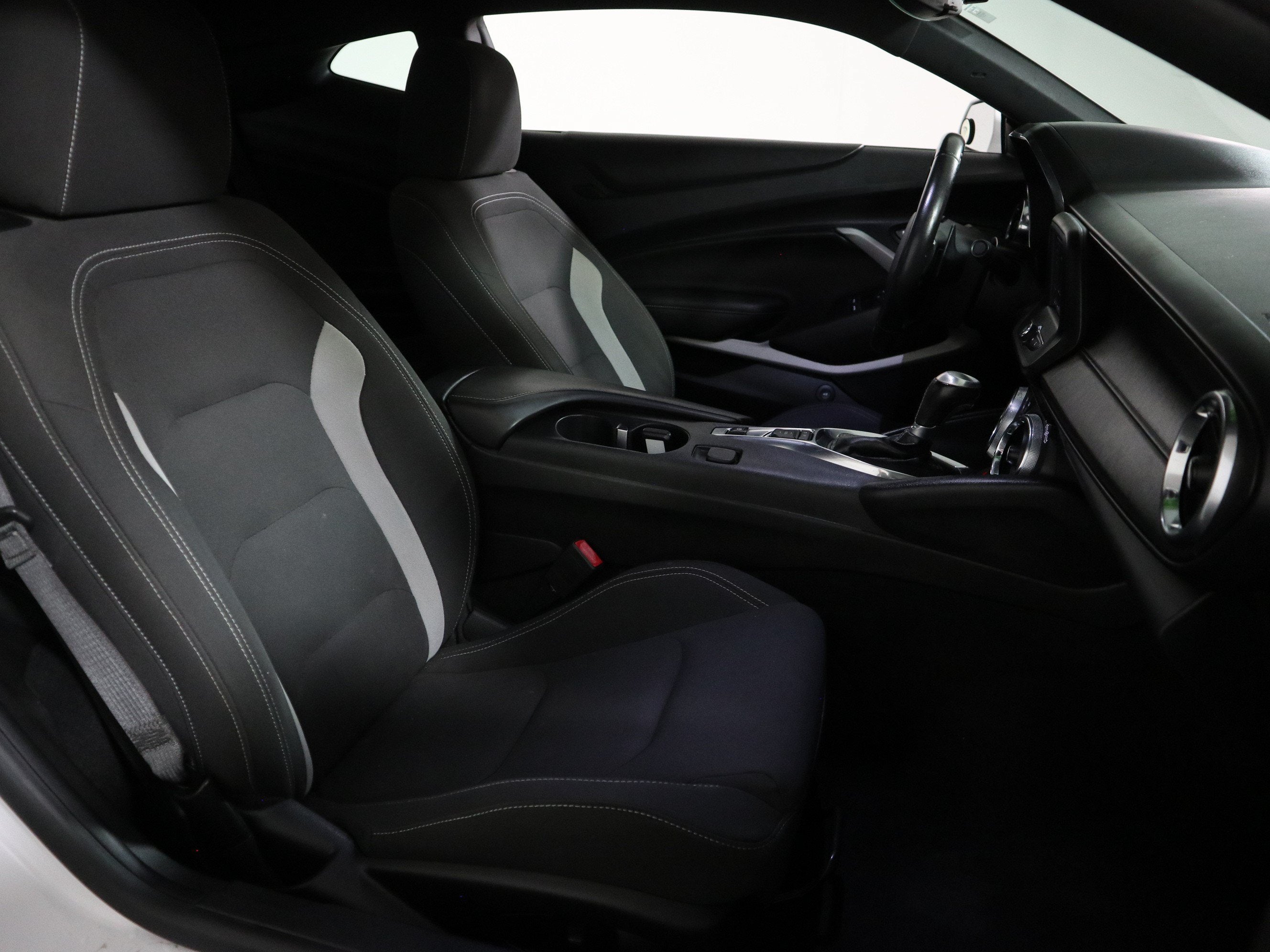 2021 Chevrolet Camaro 1LS