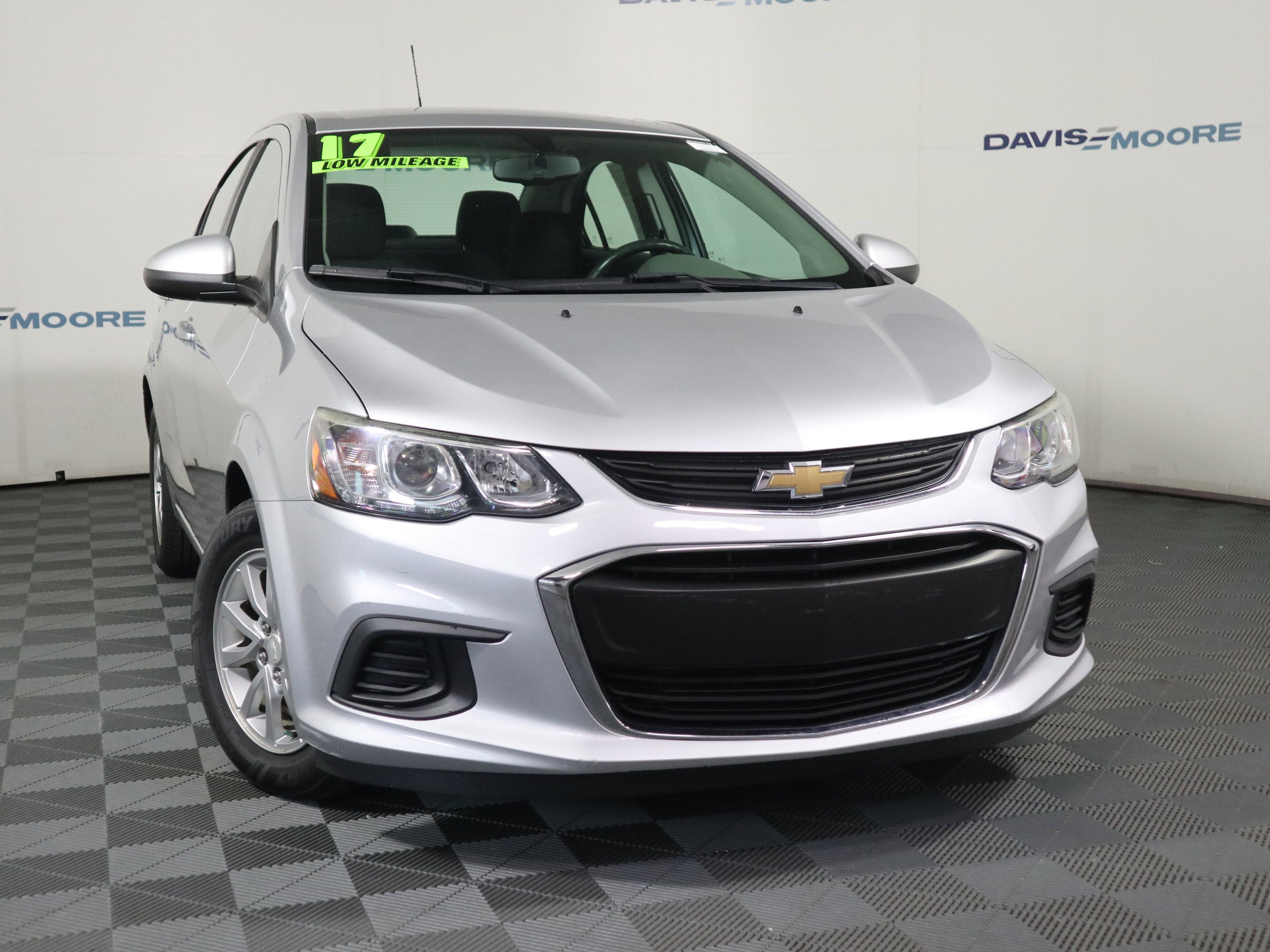 2017 Chevrolet Sonic LT