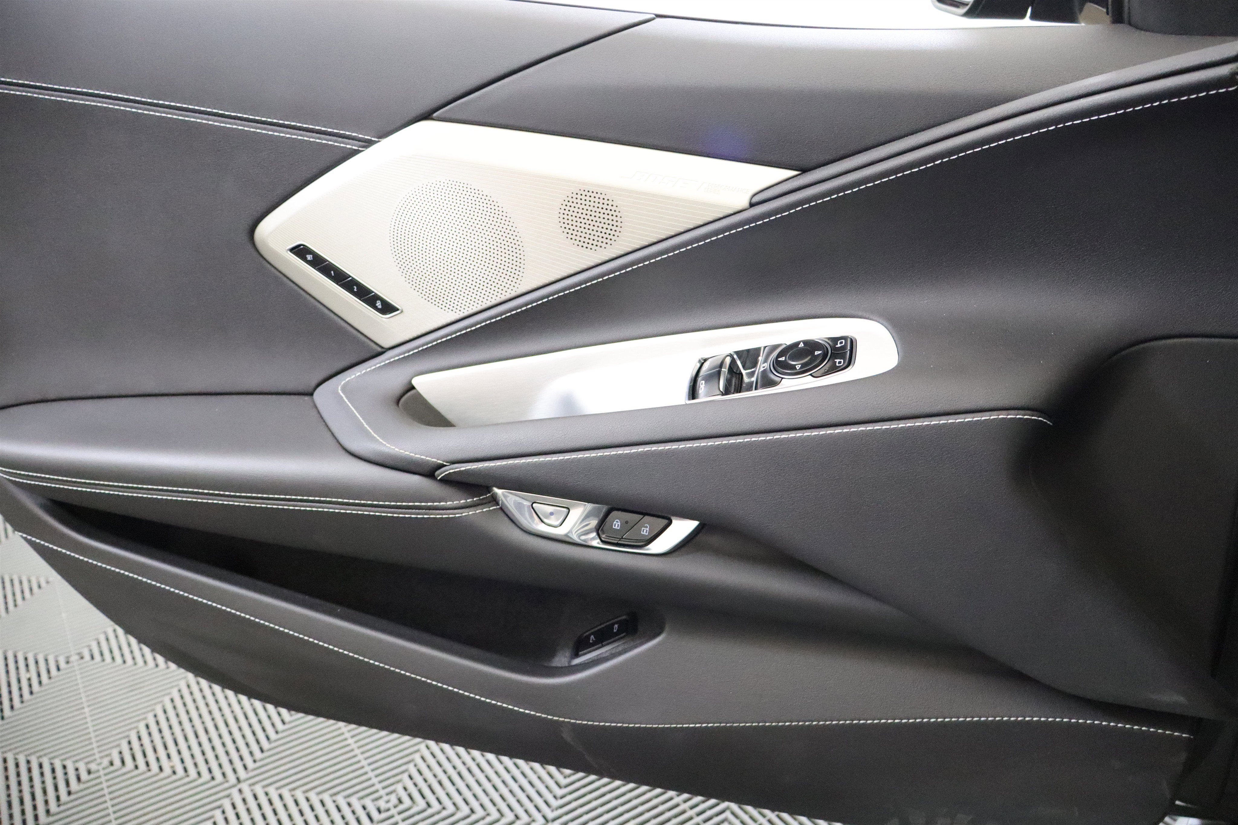2023 Chevrolet Corvette 2LT